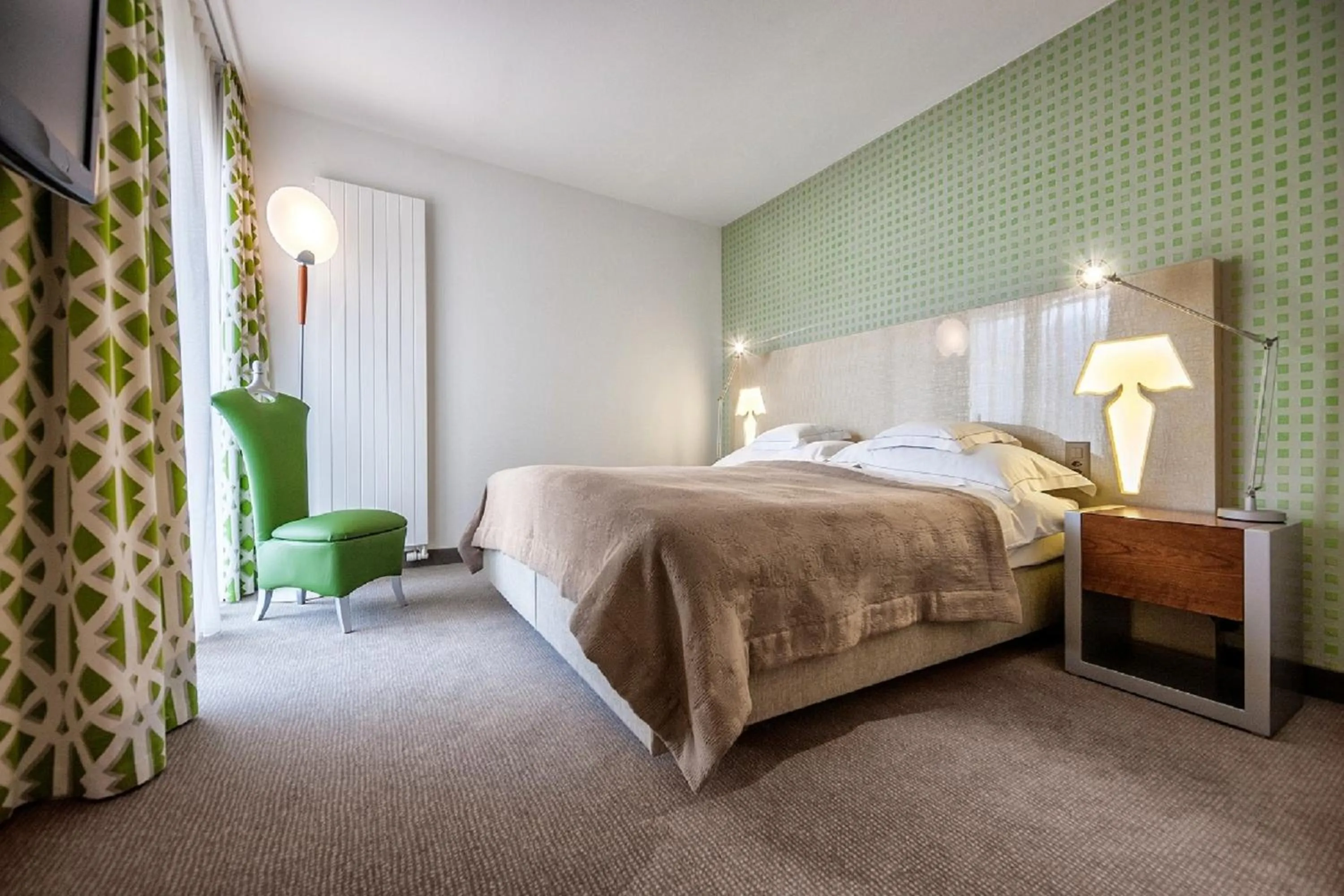 Bed in Hotel Eden Roc - The Leading Hotels of the World