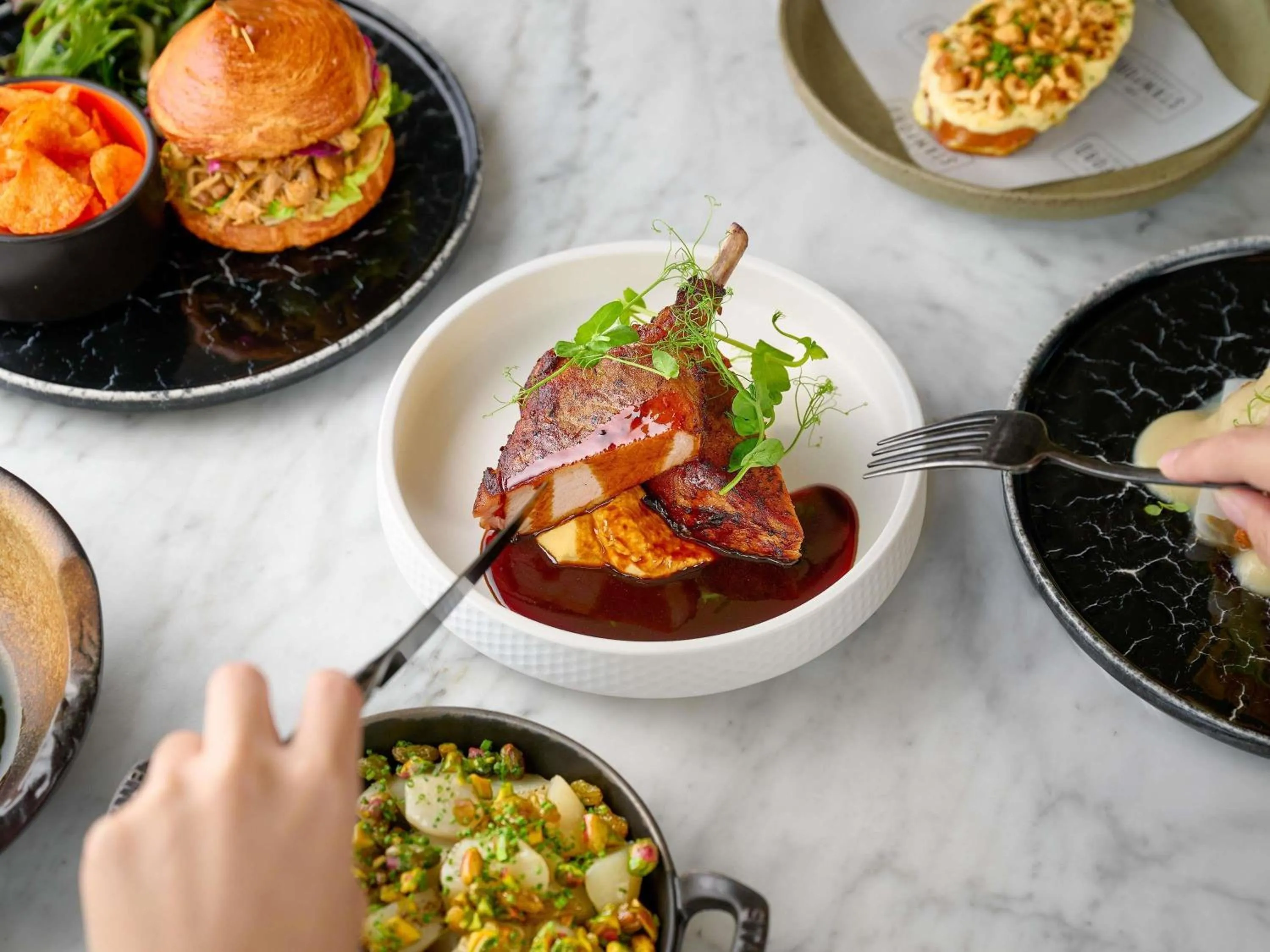 Restaurant/places to eat in Swissotel The Stamford Singapore