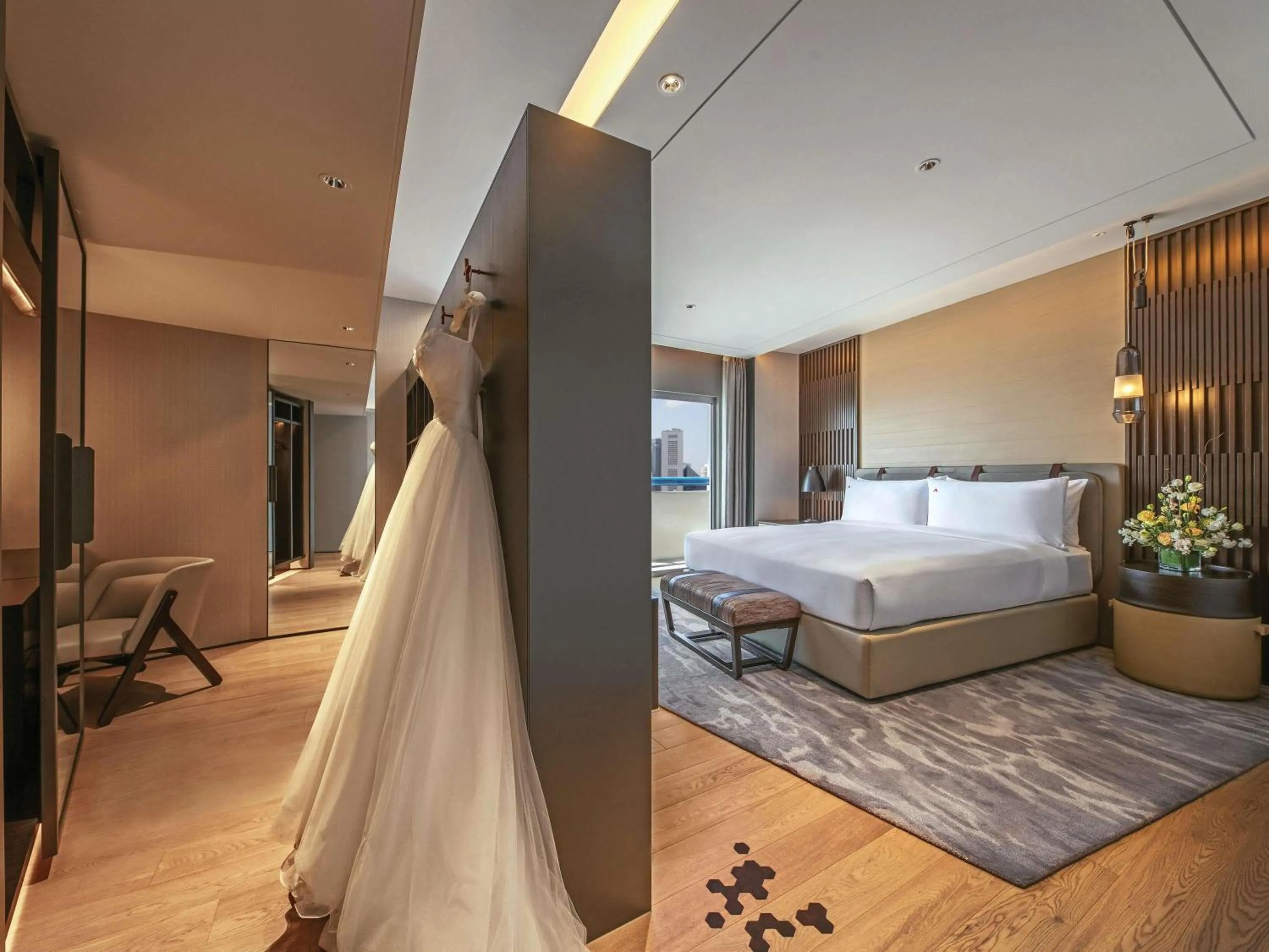 Bedroom, Bed in Swissotel The Stamford Singapore