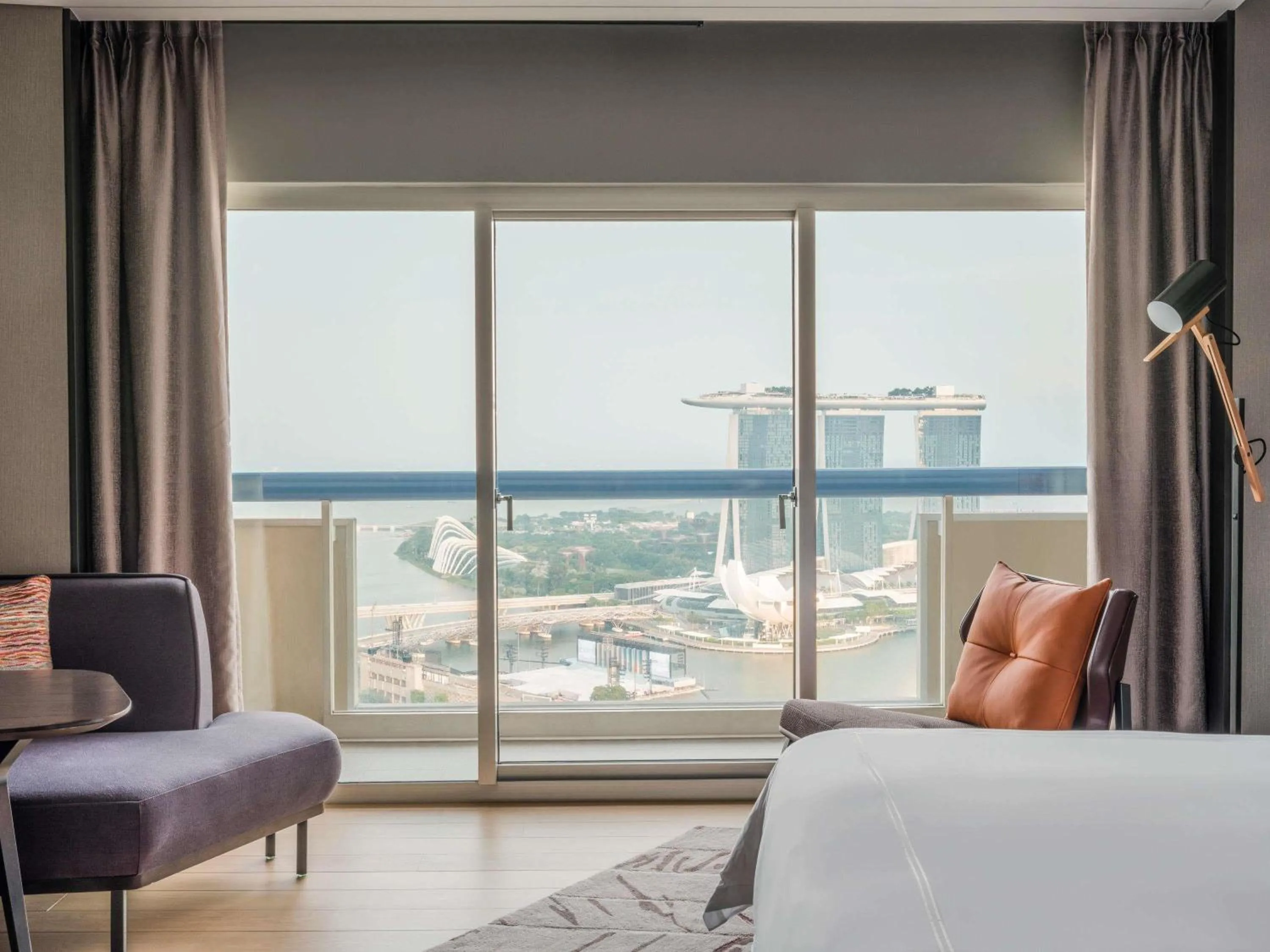 Bedroom, Bed in Swissotel The Stamford Singapore