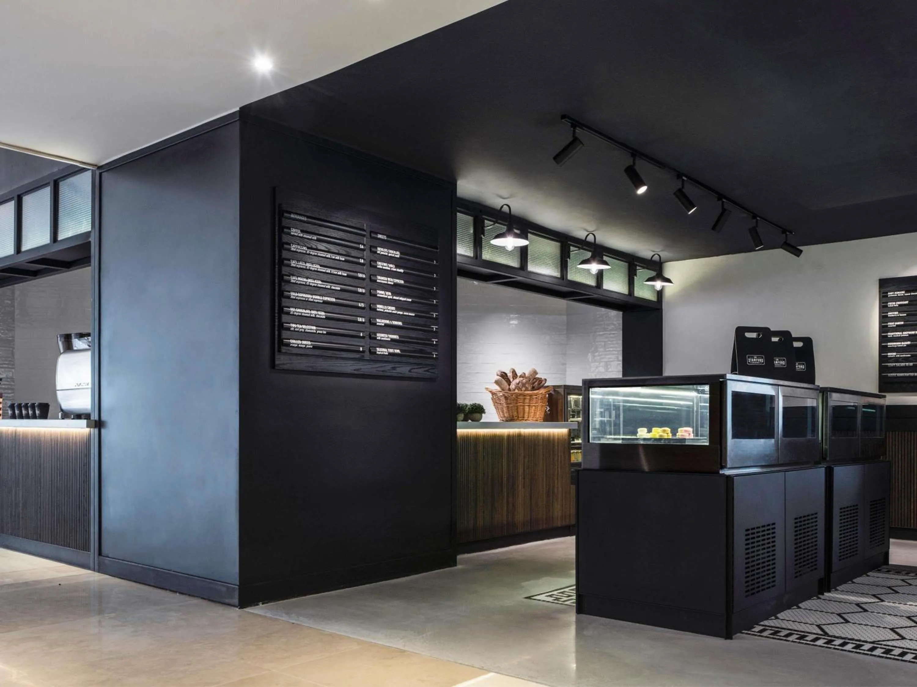 Restaurant/places to eat in Swissotel The Stamford Singapore