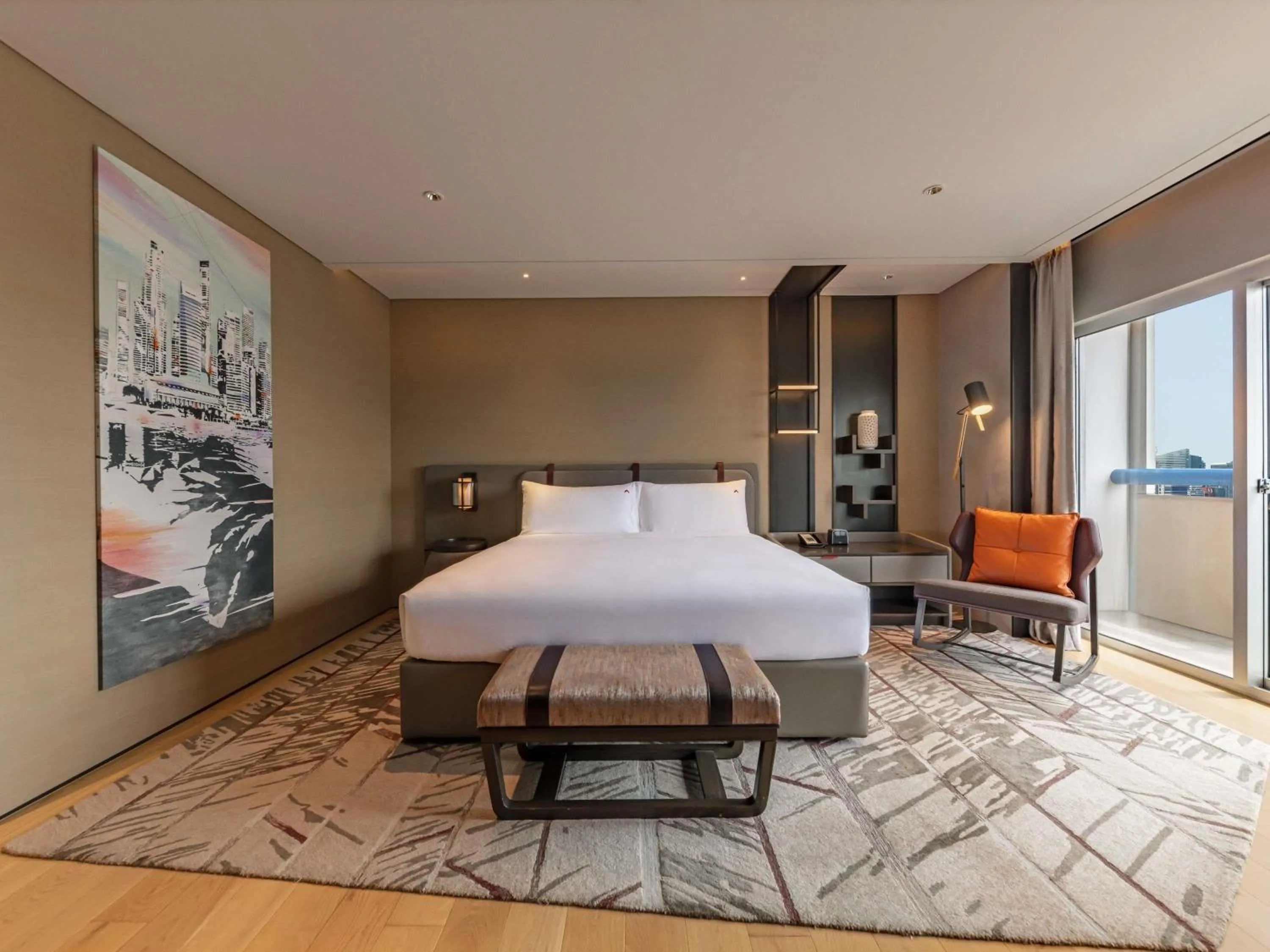 Bedroom, Bed in Swissotel The Stamford Singapore