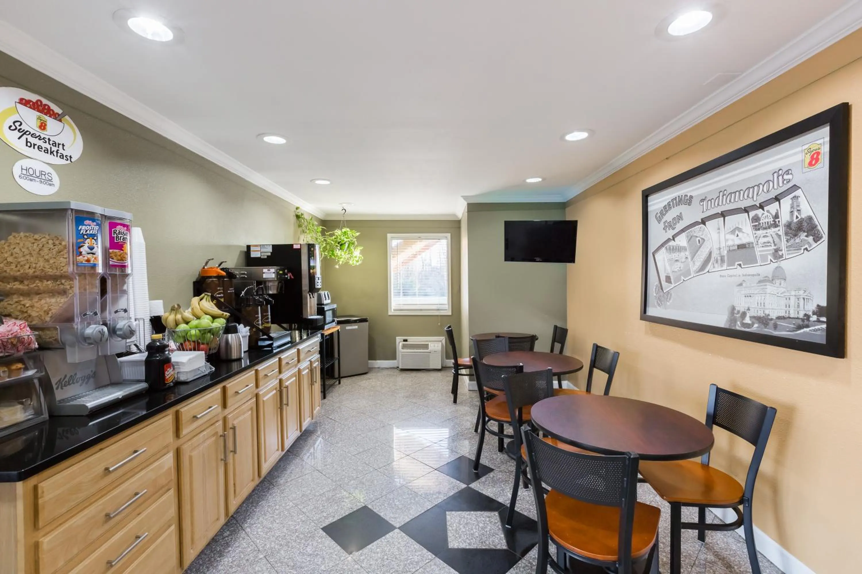 Area and facilities in Super 8 by Wyndham Indianapolis-Southport Rd