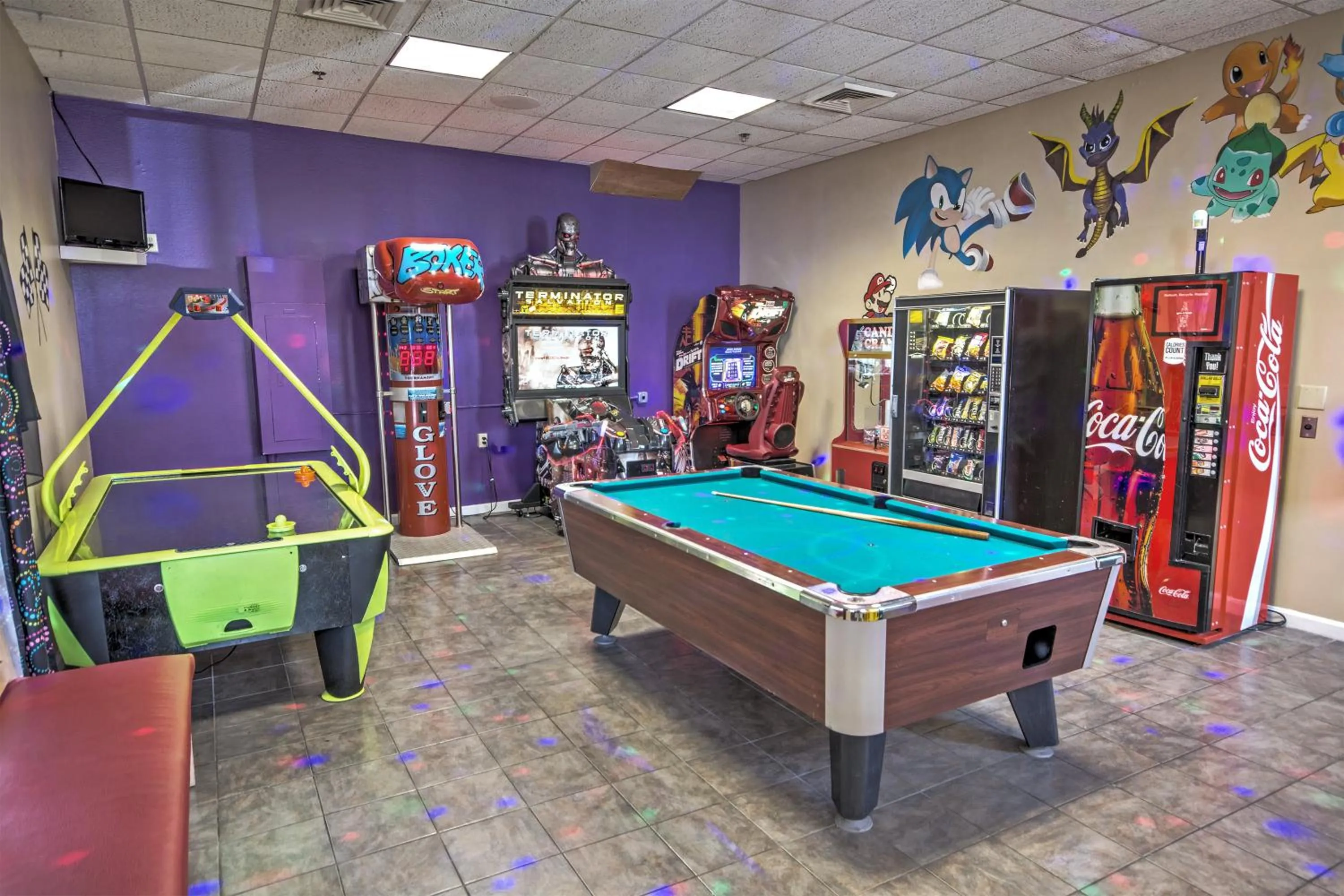 Game Room in Club Wyndham Long Wharf