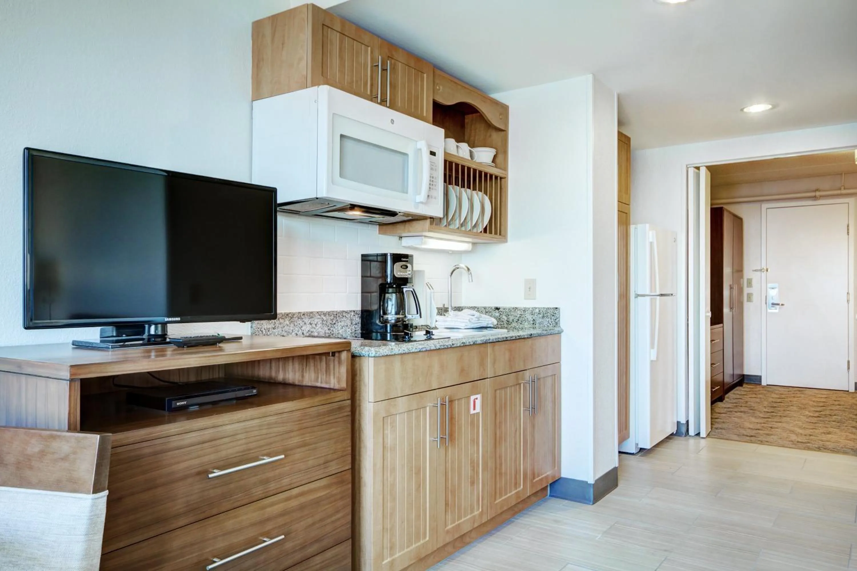 Photo of the whole room in Club Wyndham Inn on the Harbor