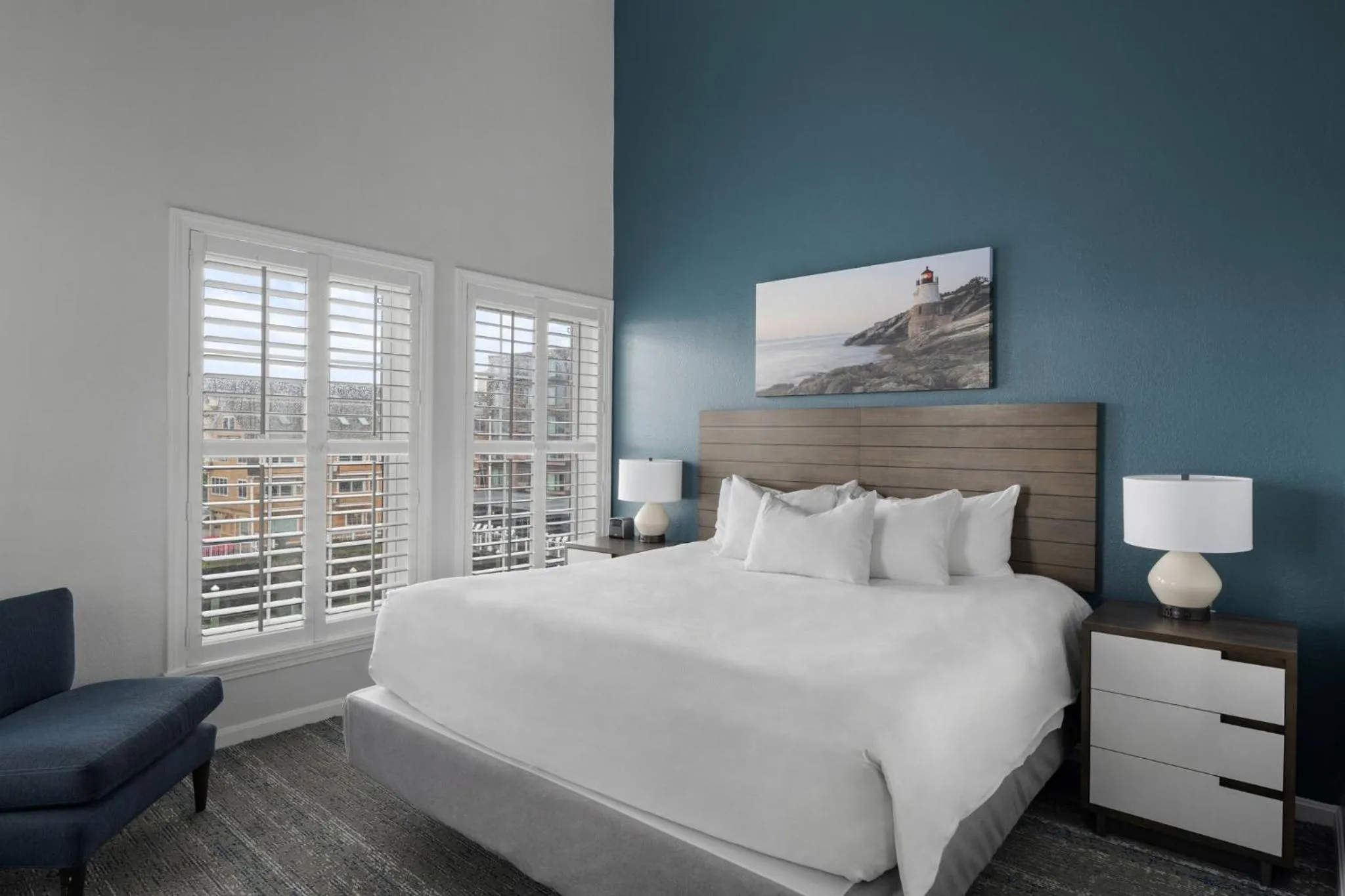 Bedroom, Bed in Club Wyndham Newport Onshore