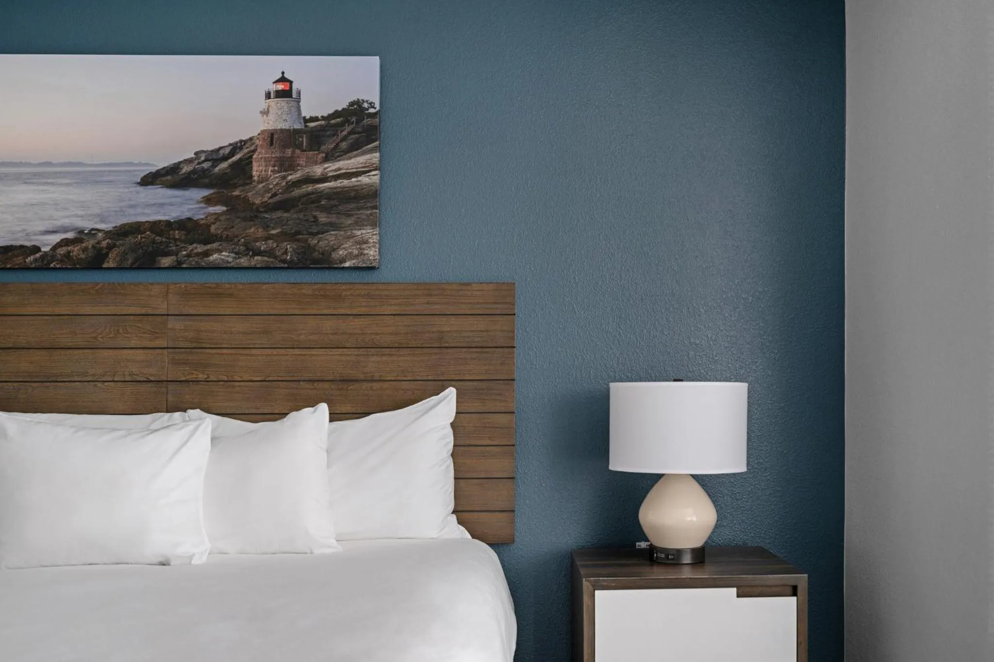 Bedroom, Bed in Club Wyndham Newport Onshore