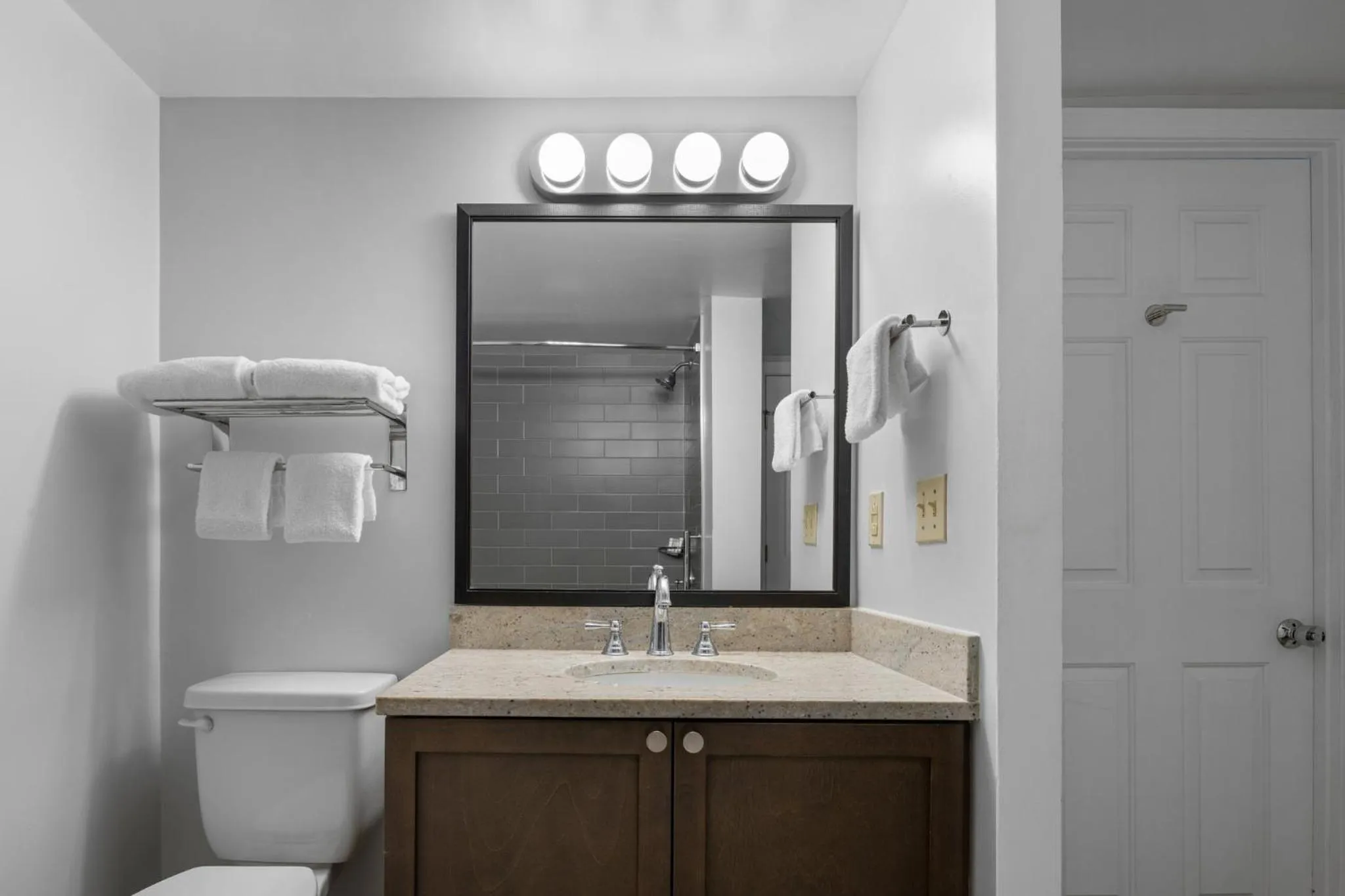 Bathroom in Club Wyndham Newport Onshore