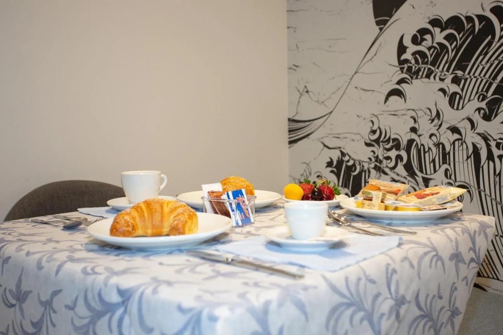 Food and drinks in Odissea Residence e Rooms