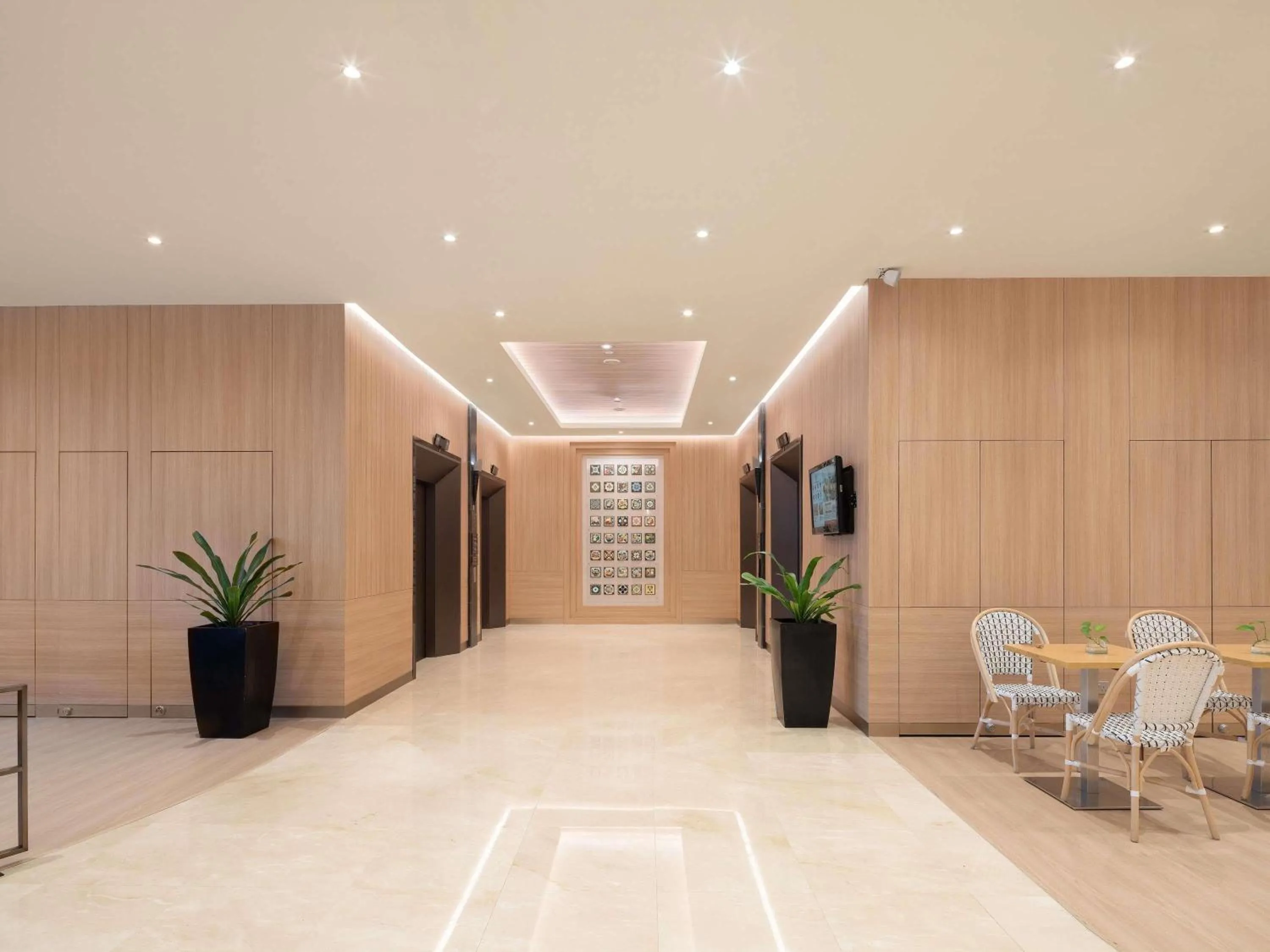 Property building in Grand Mercure Singapore Roxy