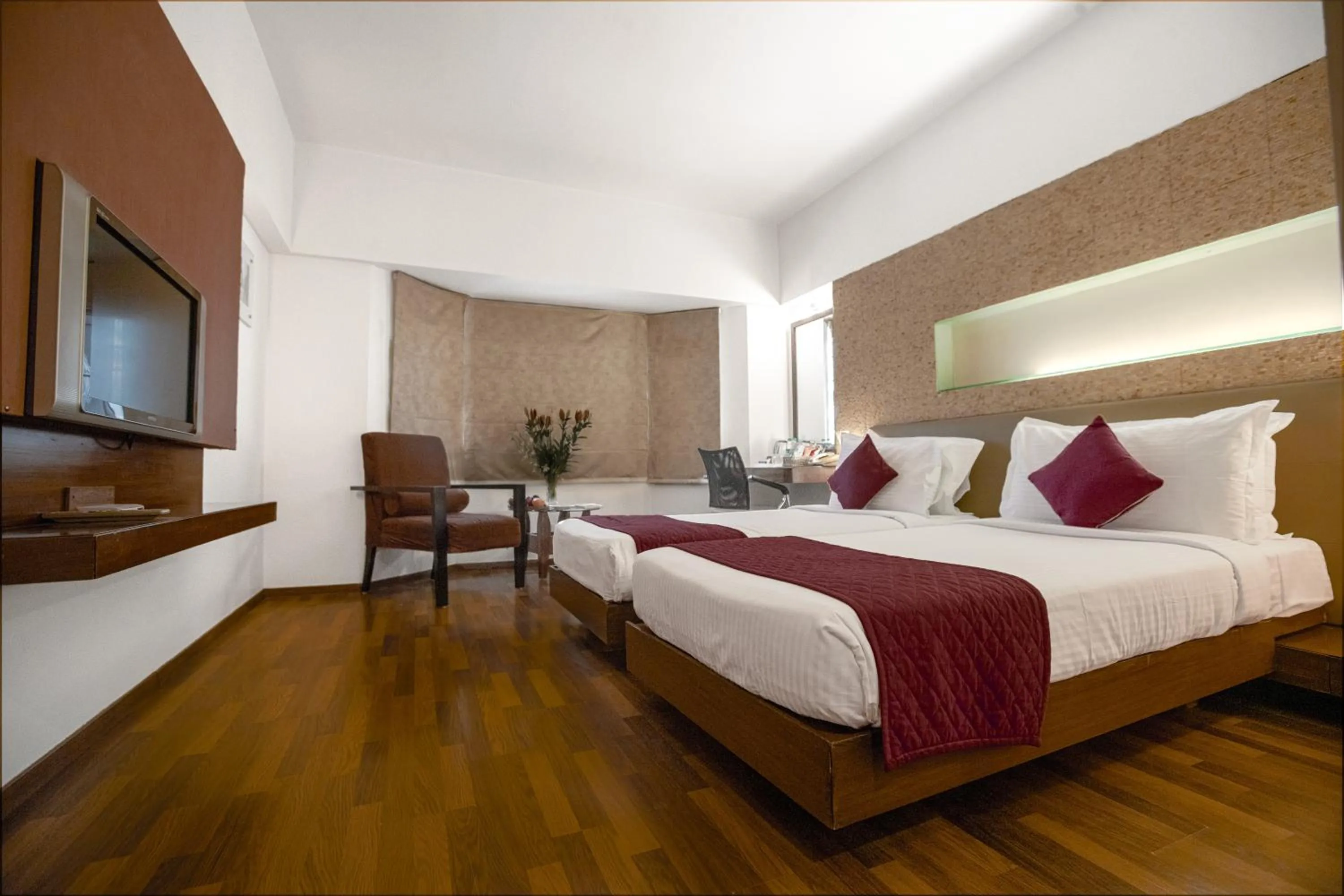 Bedroom, Bed in Monarch Luxur - Infantry Road