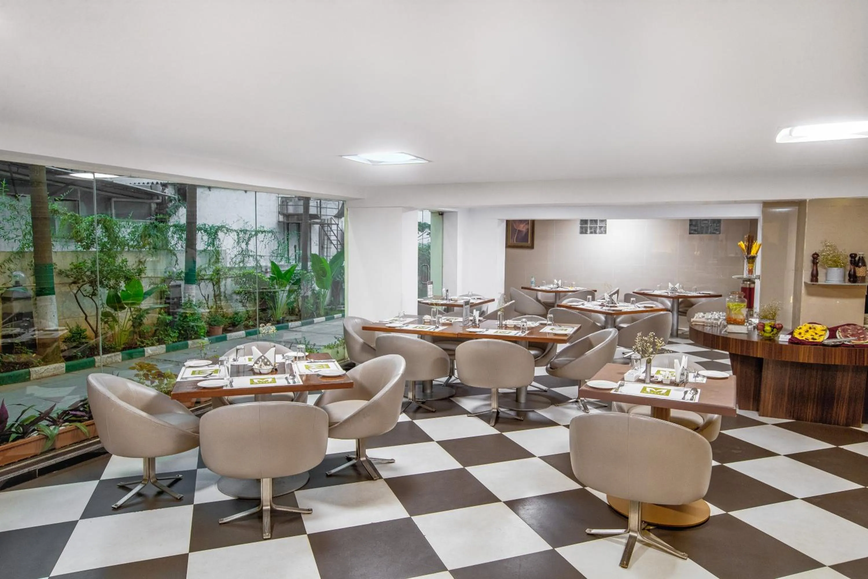 Restaurant/places to eat in Monarch Luxur - Infantry Road