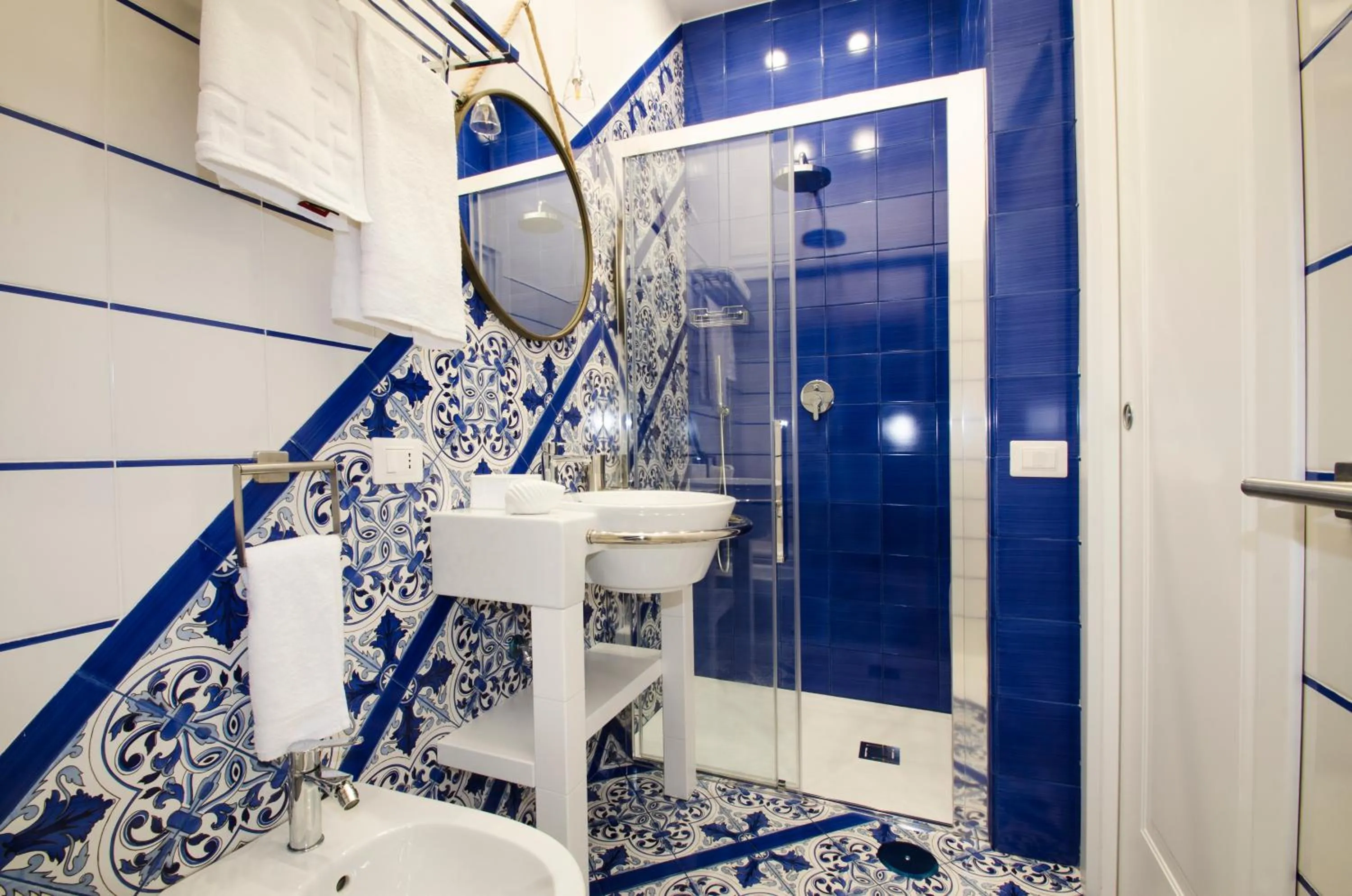 Bathroom in B&B Maiori Luxury