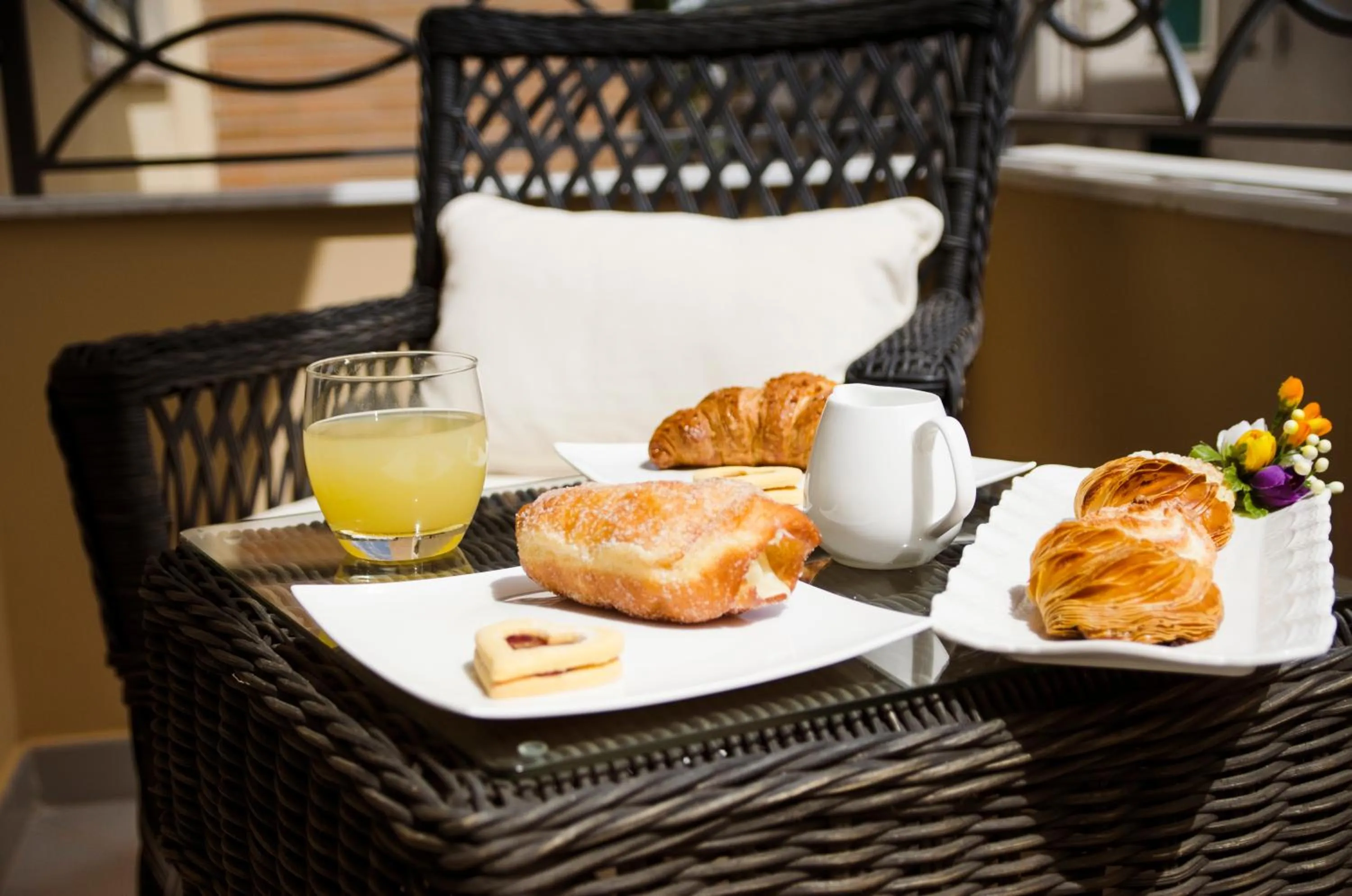 Food and drinks in B&B Maiori Luxury