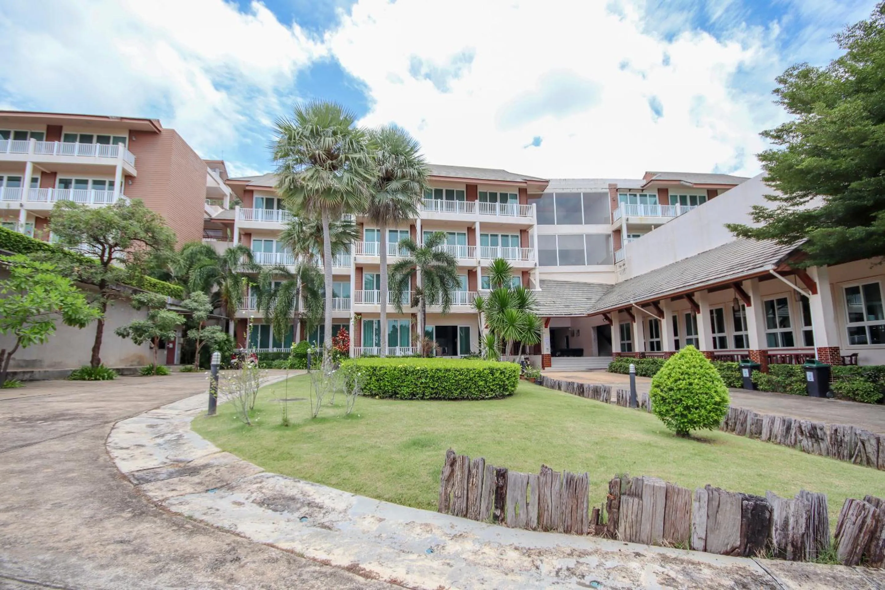 Facade/entrance in Ananda Lanta Resort - SHA Extra Plus