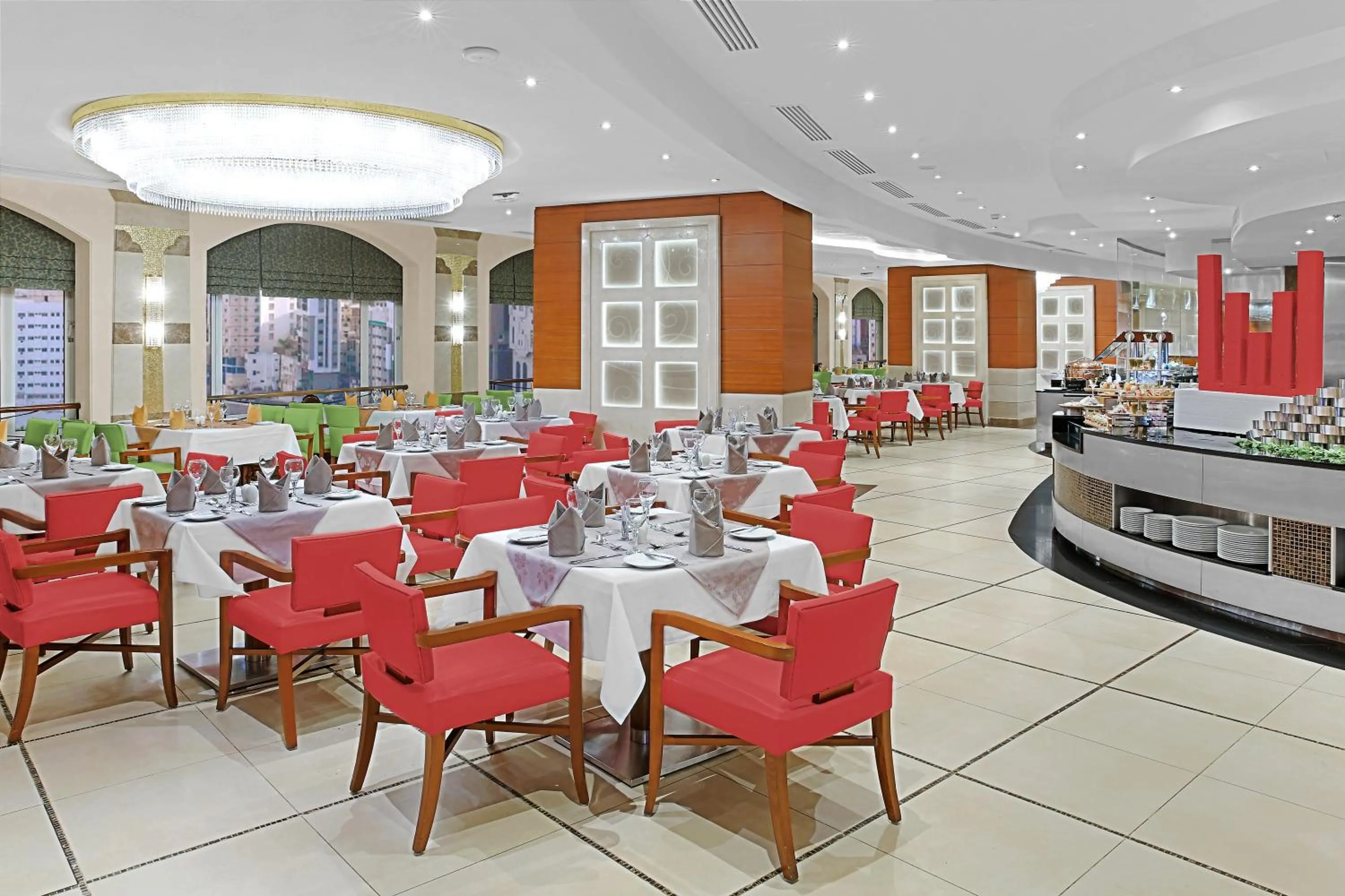 Restaurant/places to eat in Makkah Towers