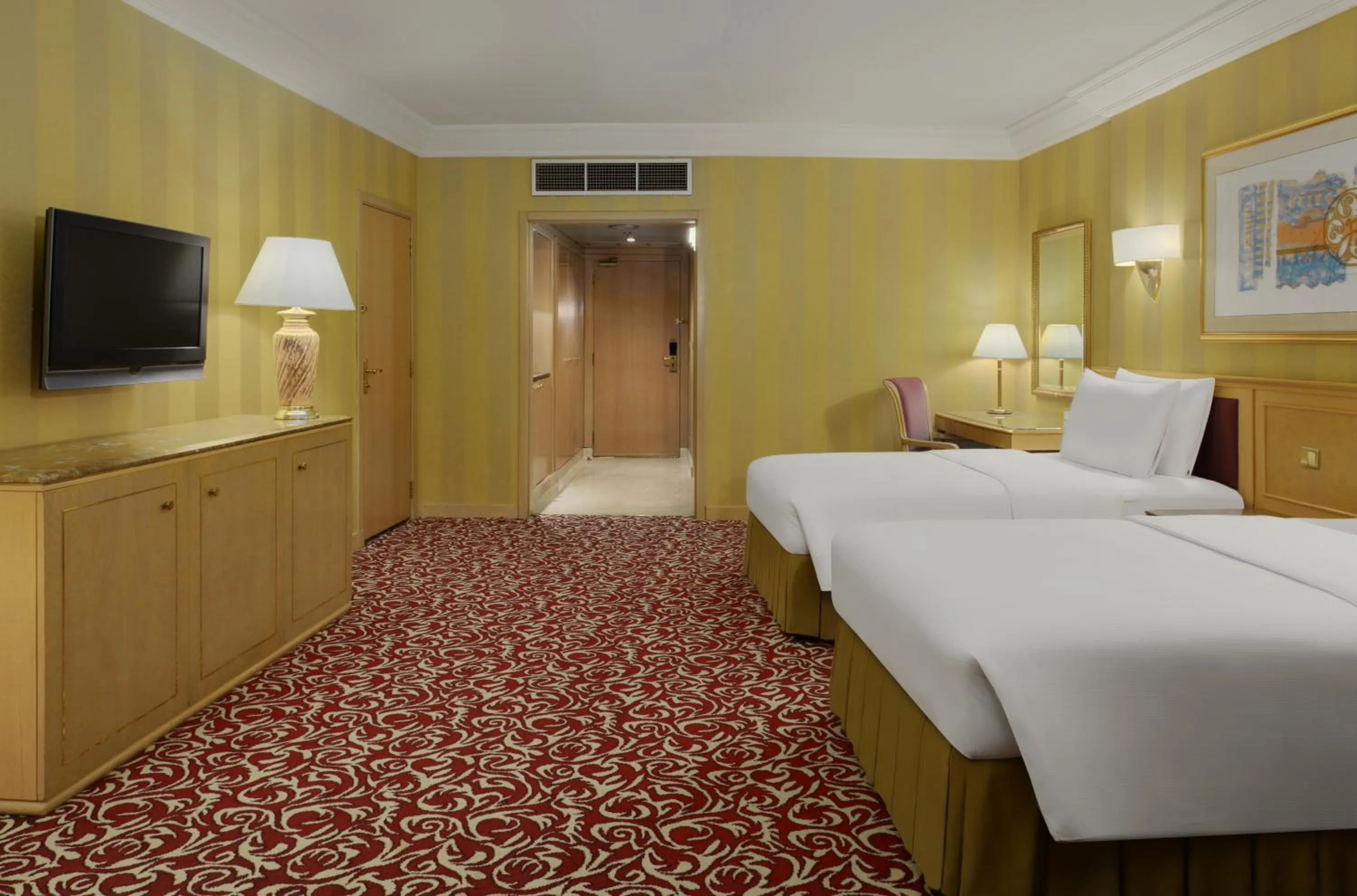 Bed in Makkah Towers