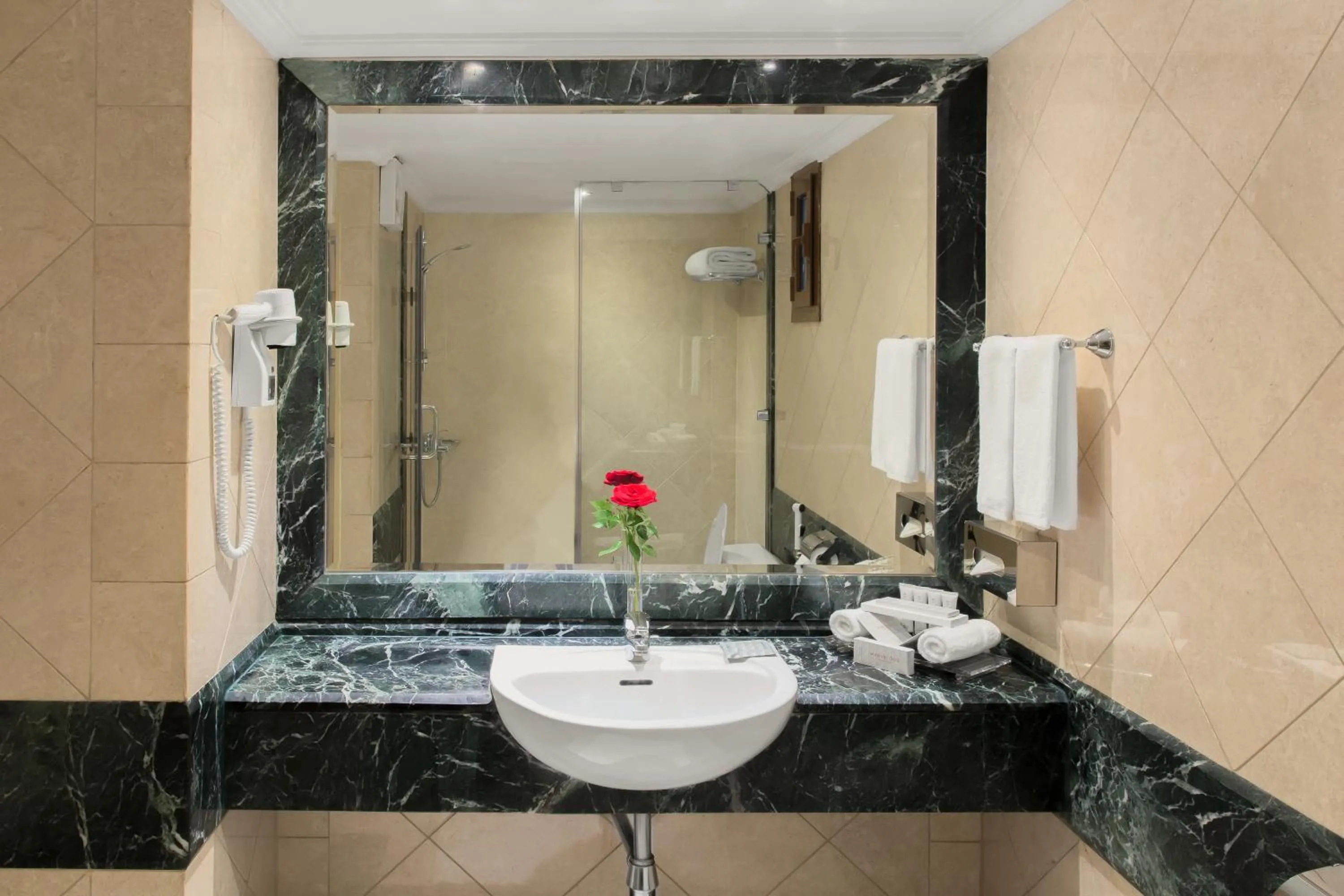 Bathroom in Makkah Towers