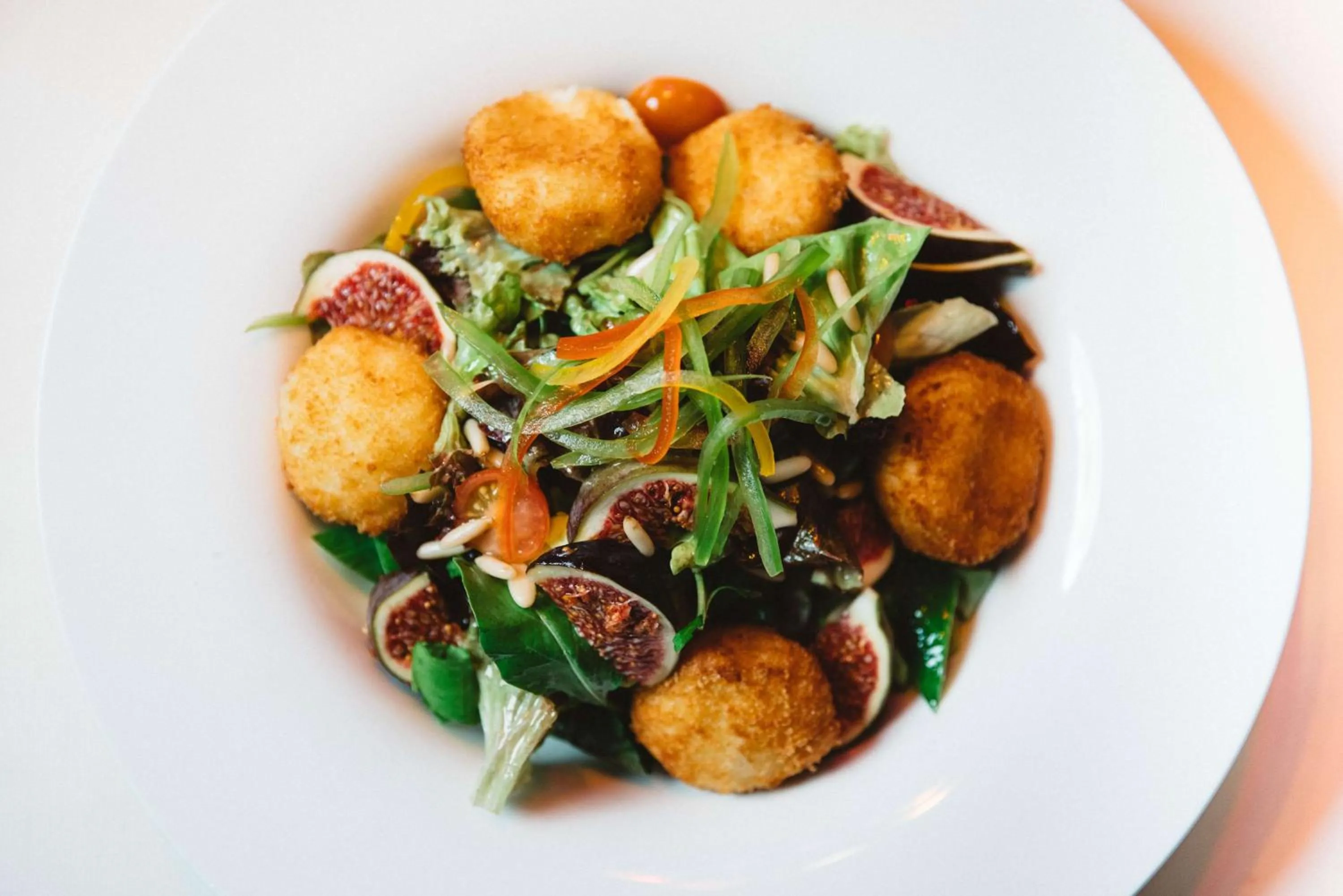 Restaurant/places to eat in Symphony Style Hotel Kuwait