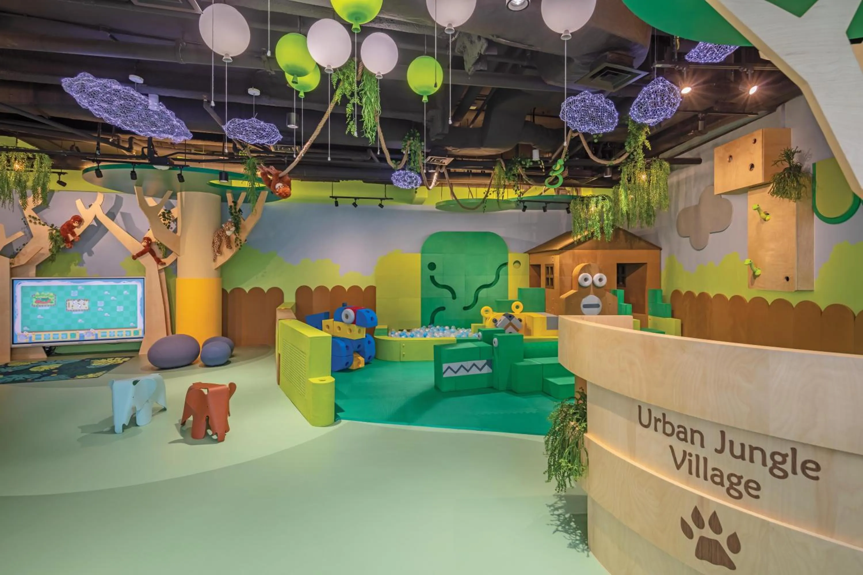 Children play ground in Pan Pacific Singapore