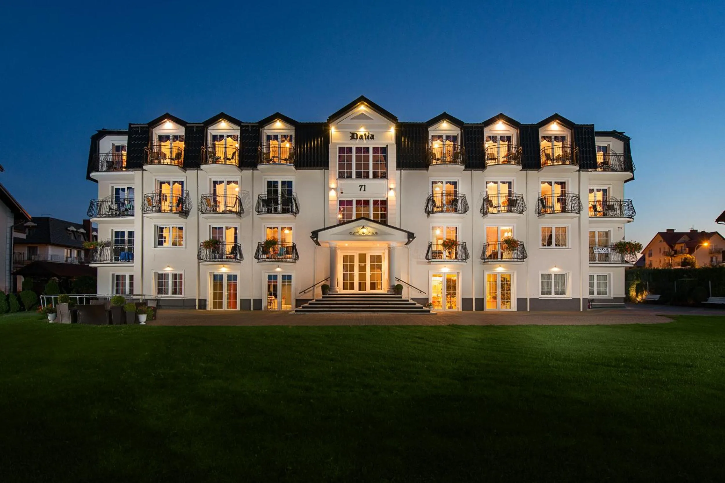 Property building in Willa Dalia