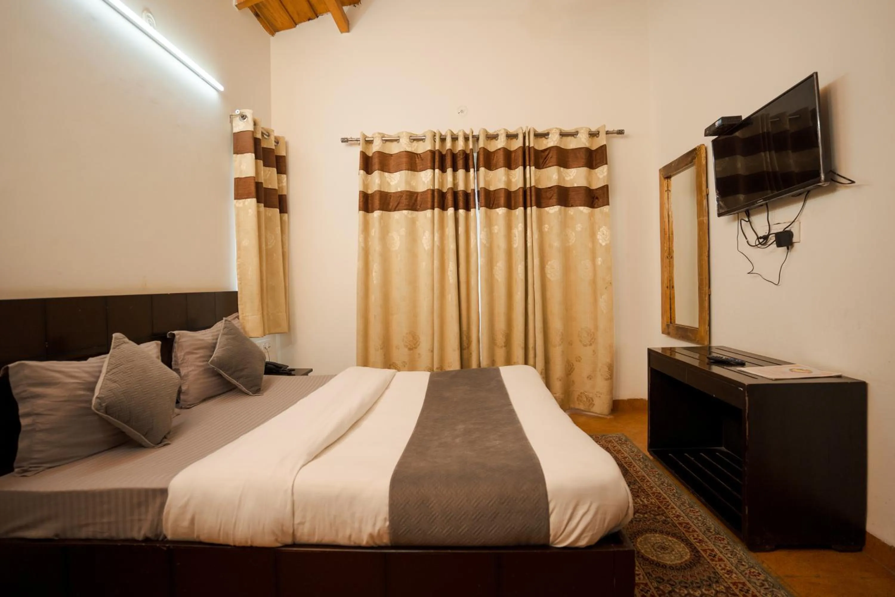 Bed in Cottages @ Village