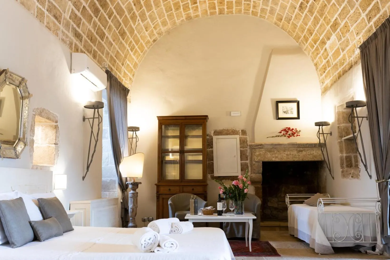 flat iron in Tenuta Monacelli Lecce