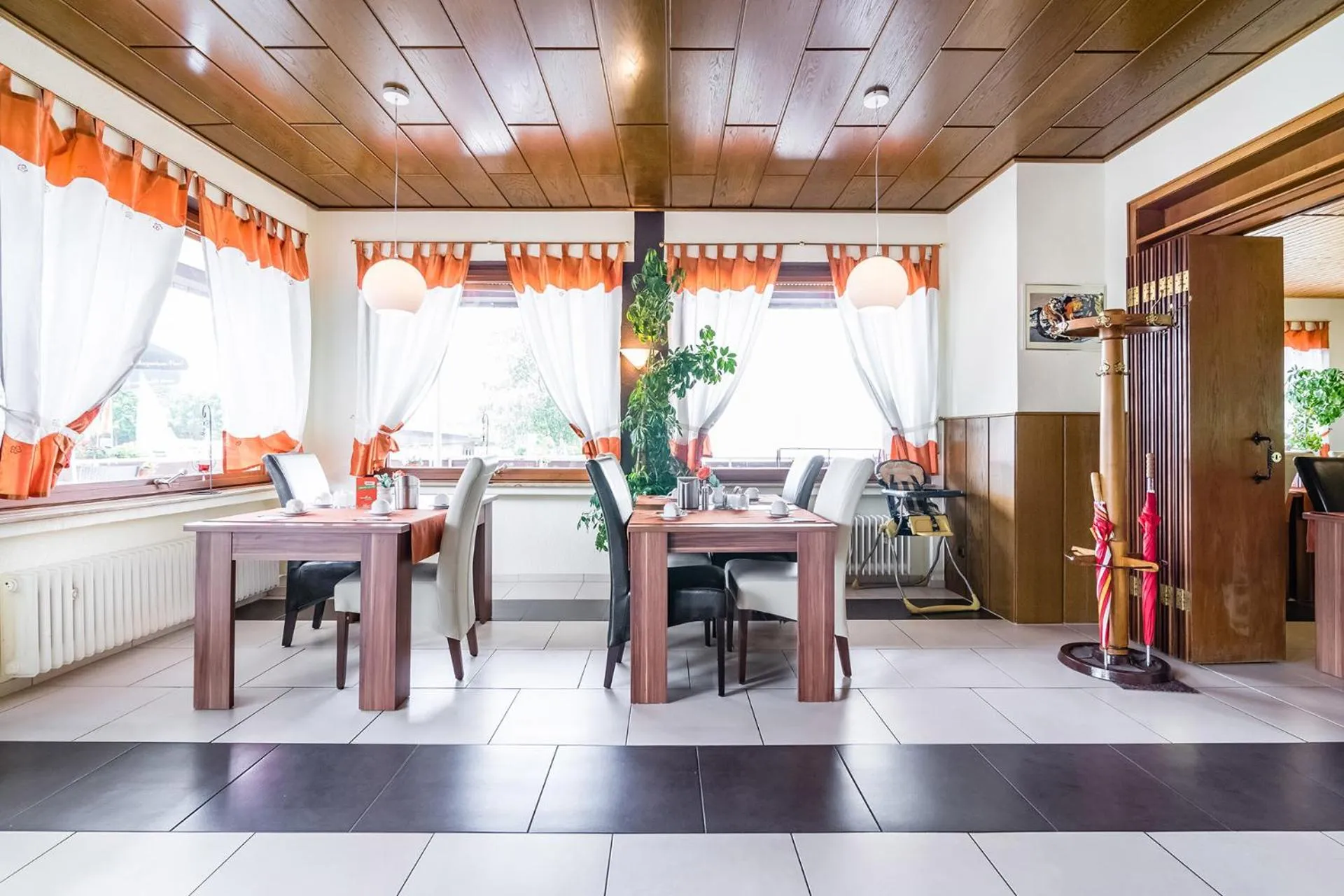 Communal lounge/ TV room in Hotel an der Nordschleife