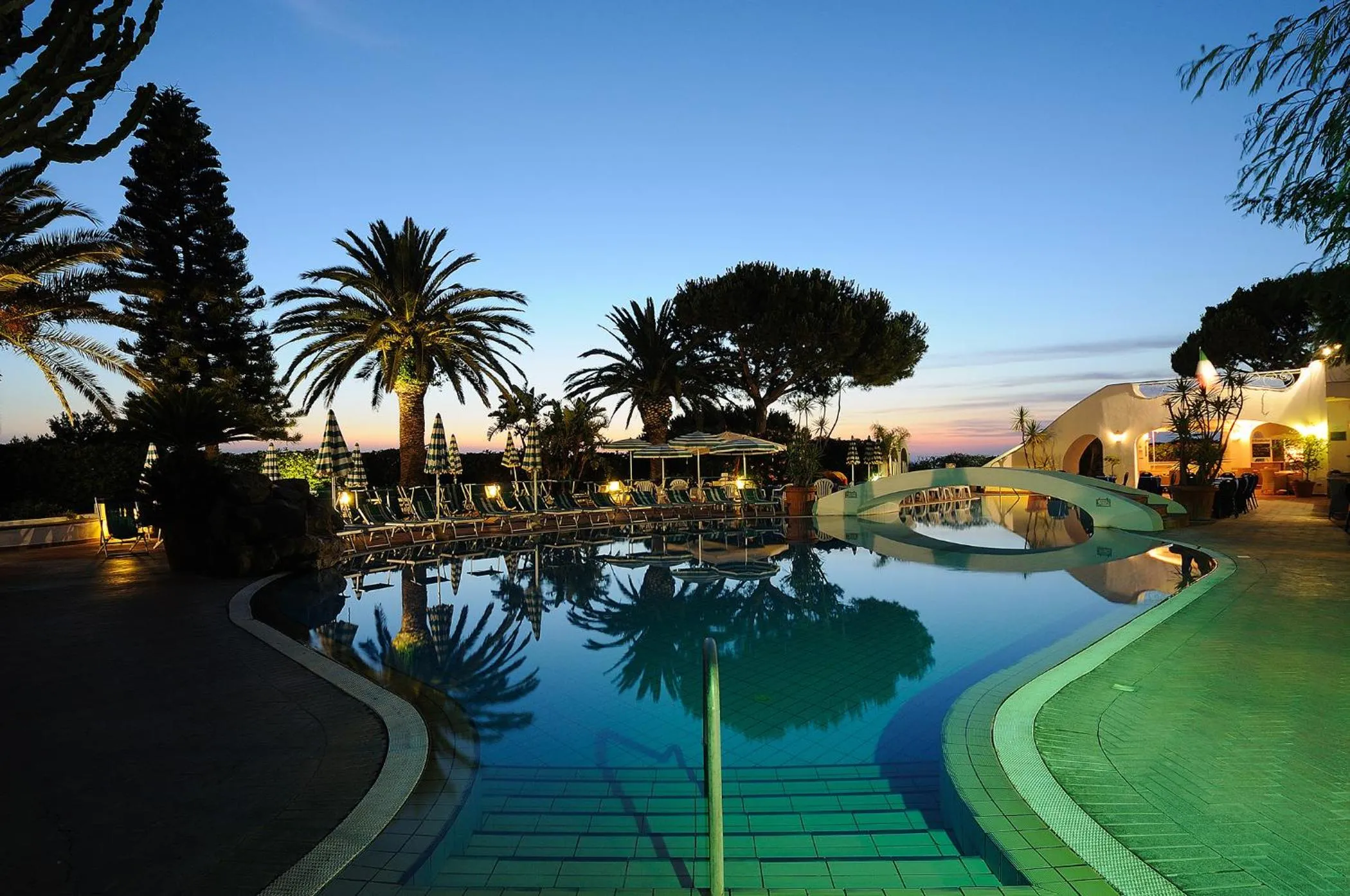 Swimming pool in Hotel Terme Villa Teresa