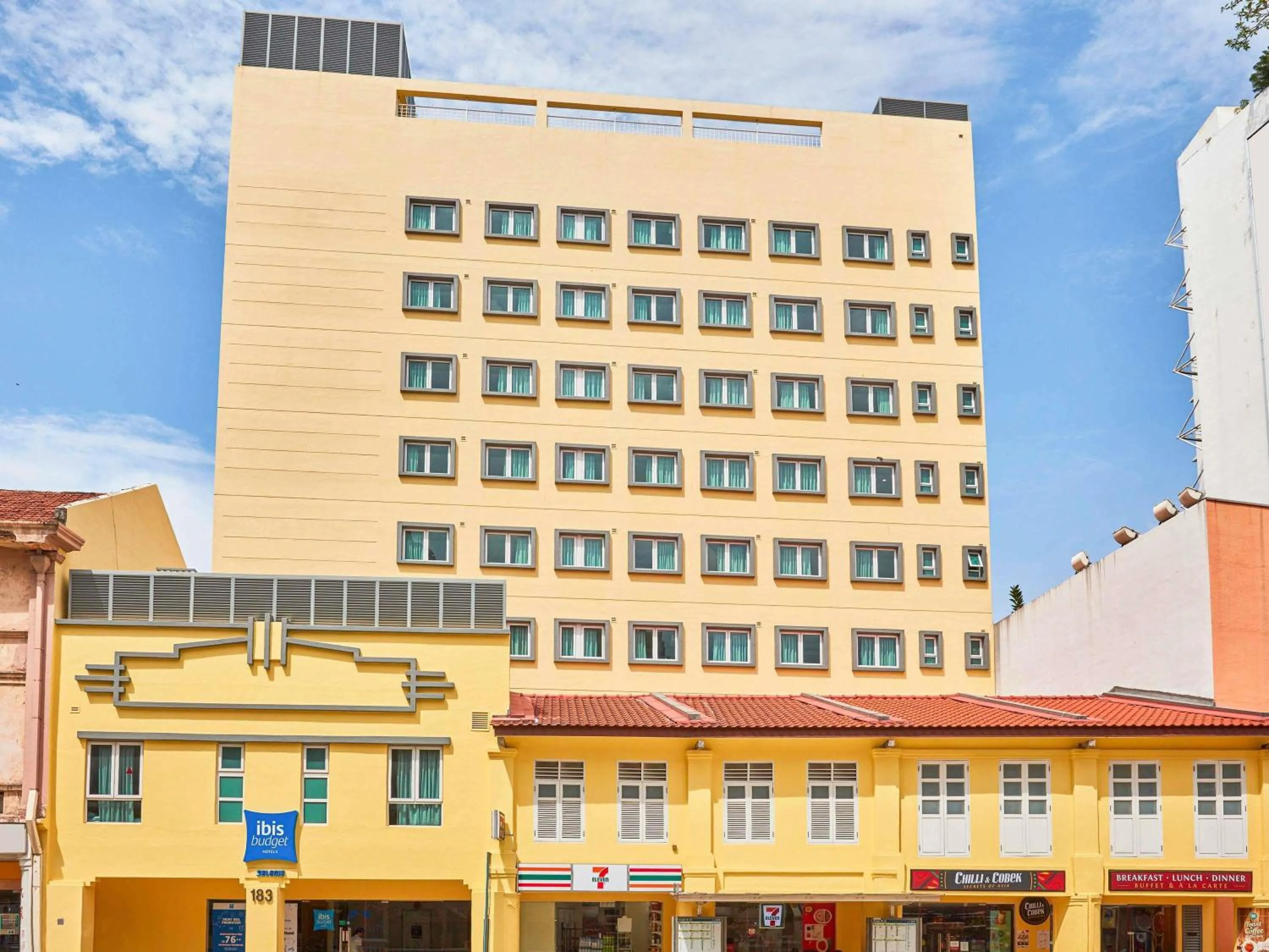 Property building in ibis budget Singapore Selegie