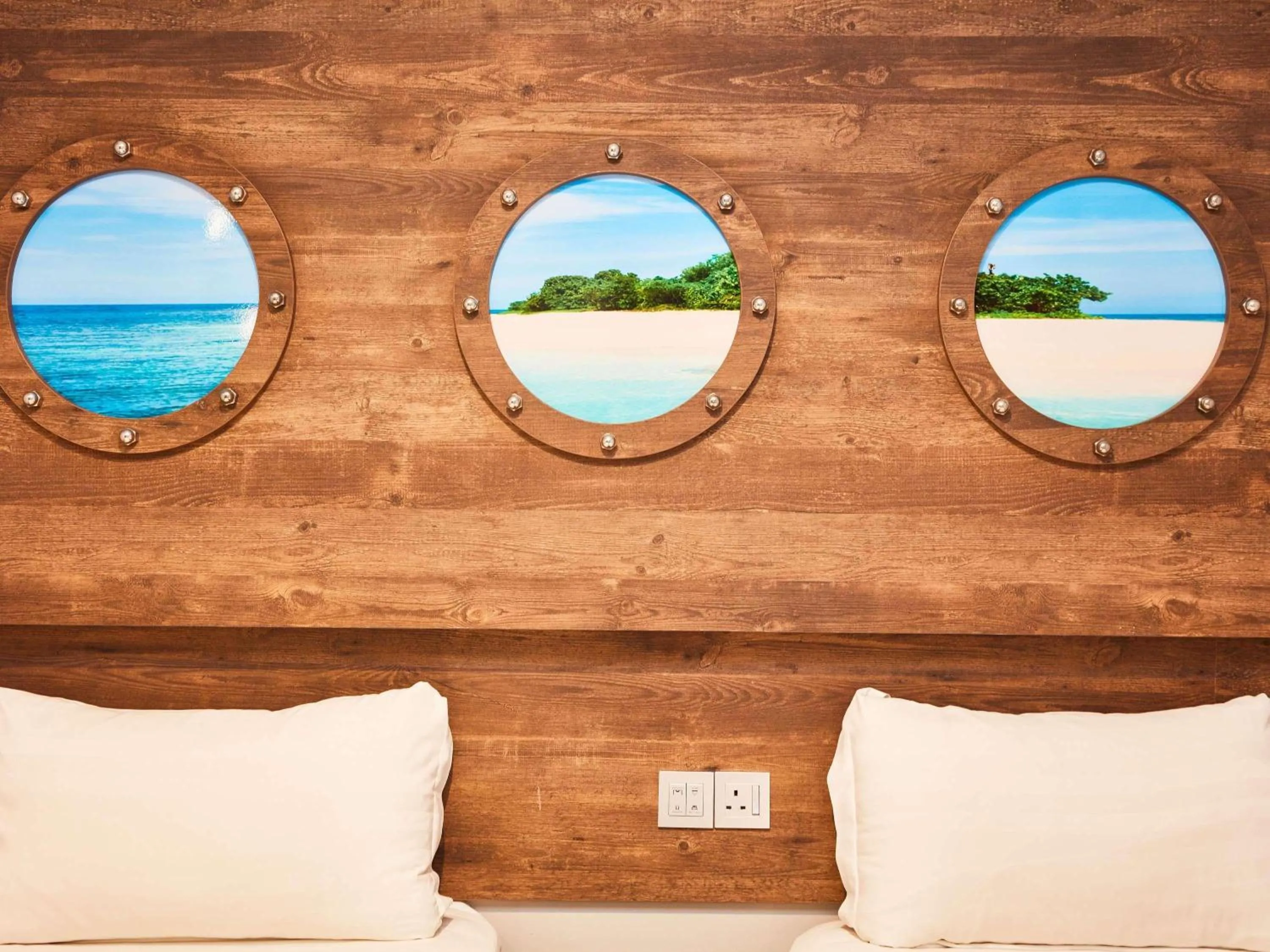 Bedroom in ibis budget Singapore Selegie