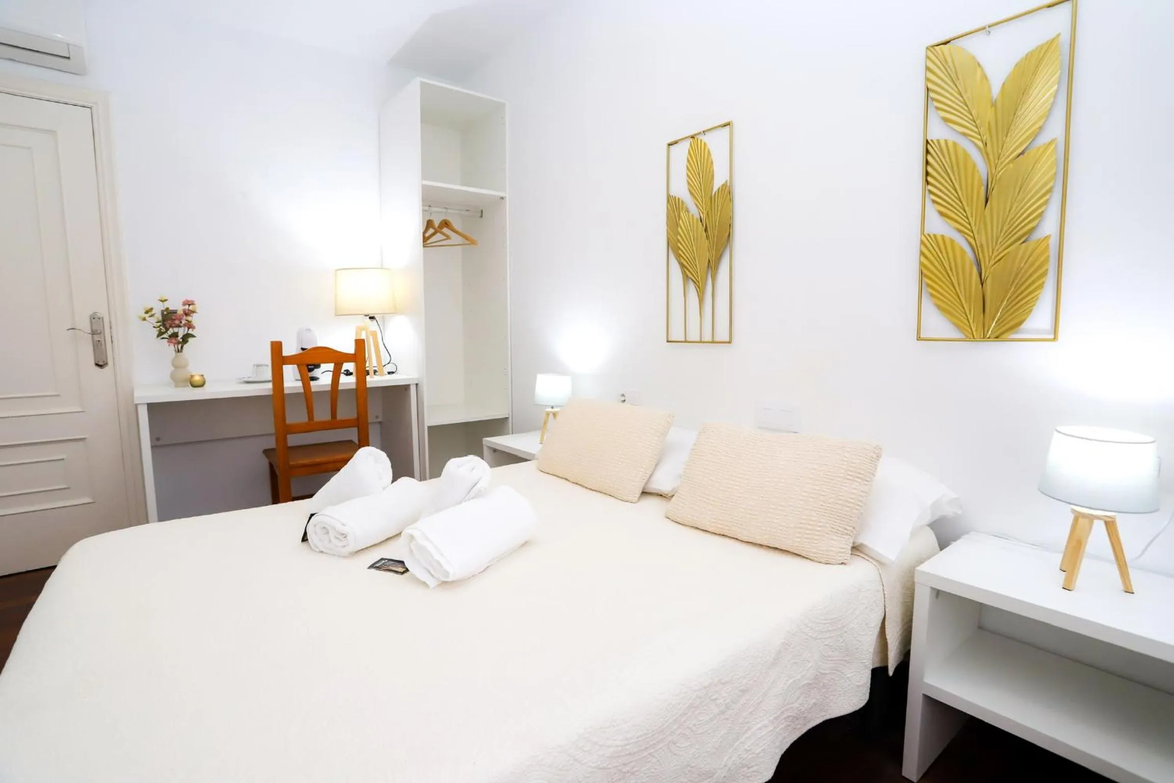 Bed in Pensión As Burgas