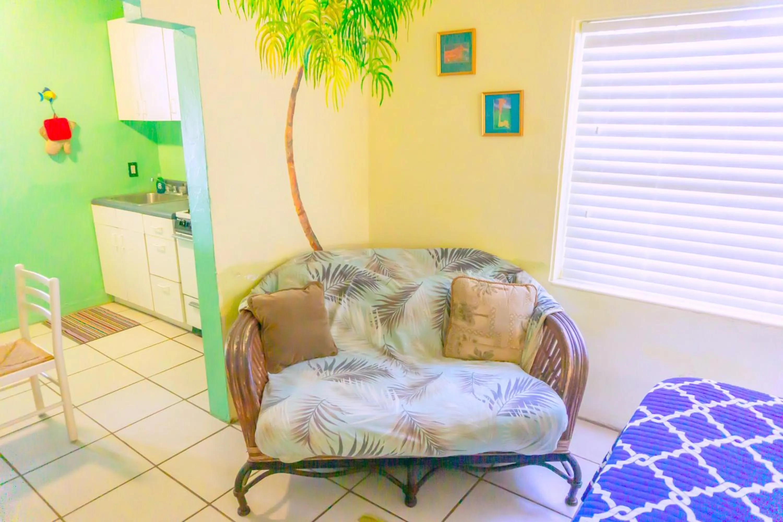 Living room in Key Largo Cottages