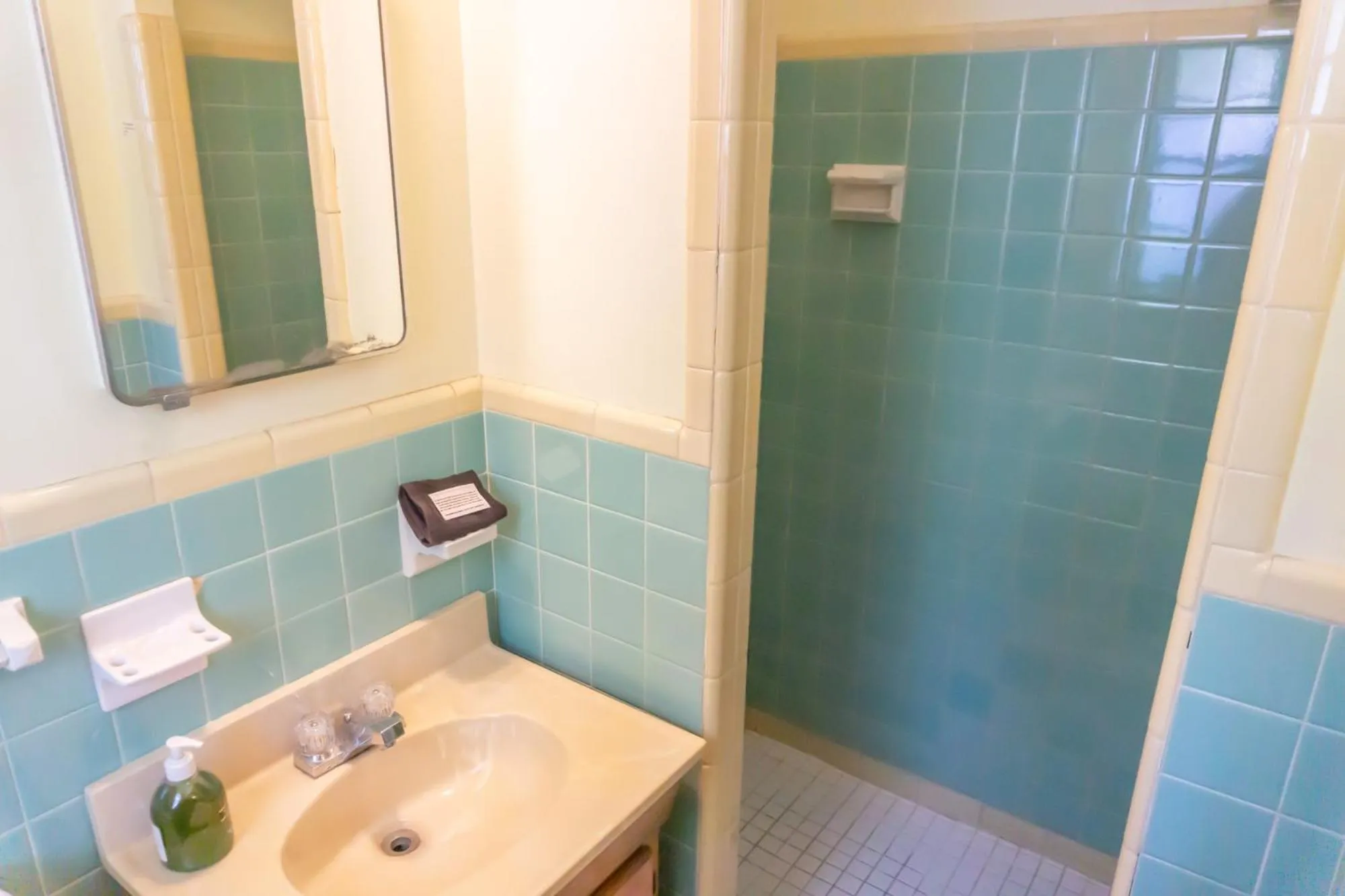 Shower in Key Largo Cottages