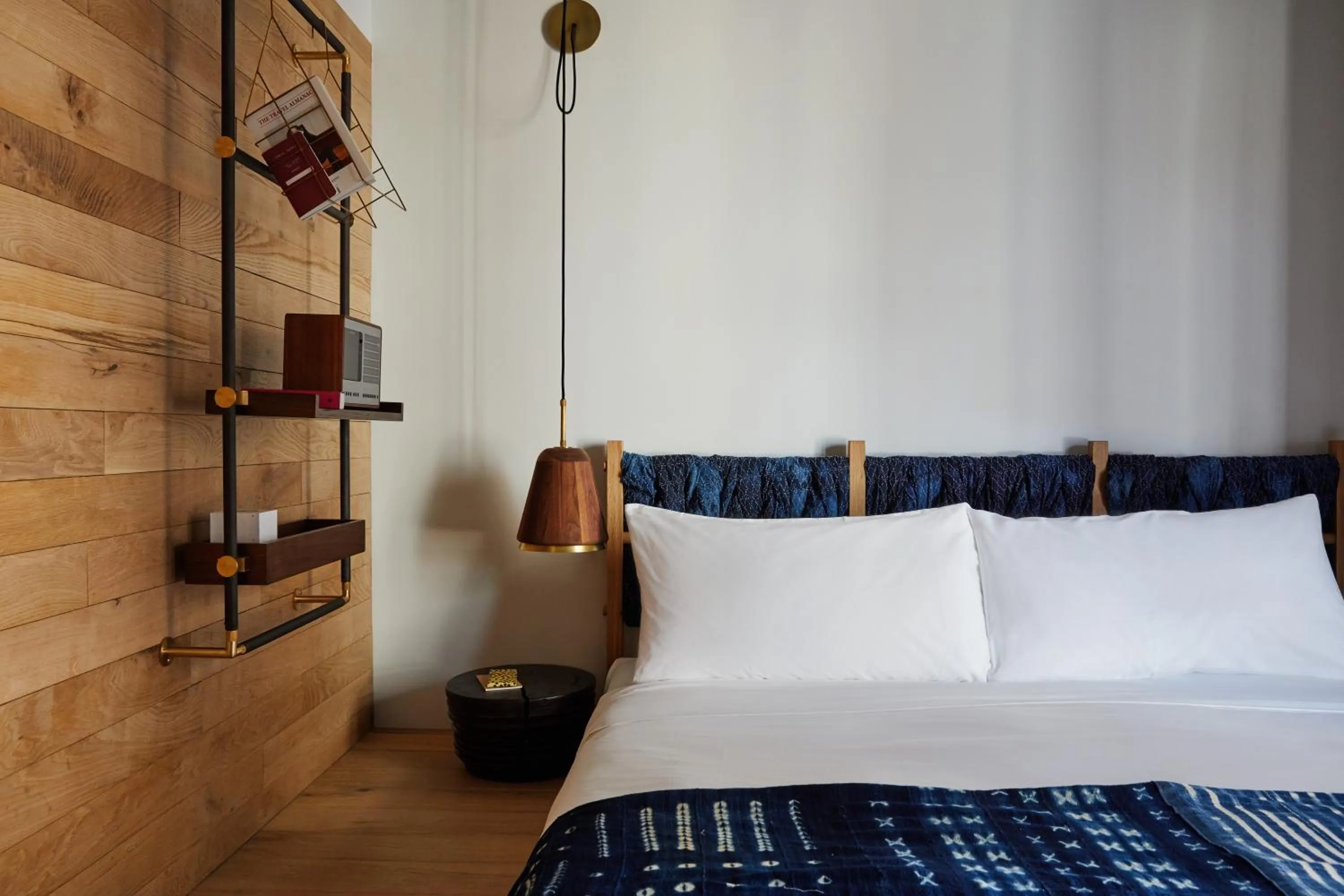 Bedroom, Bed in MADE Hotel