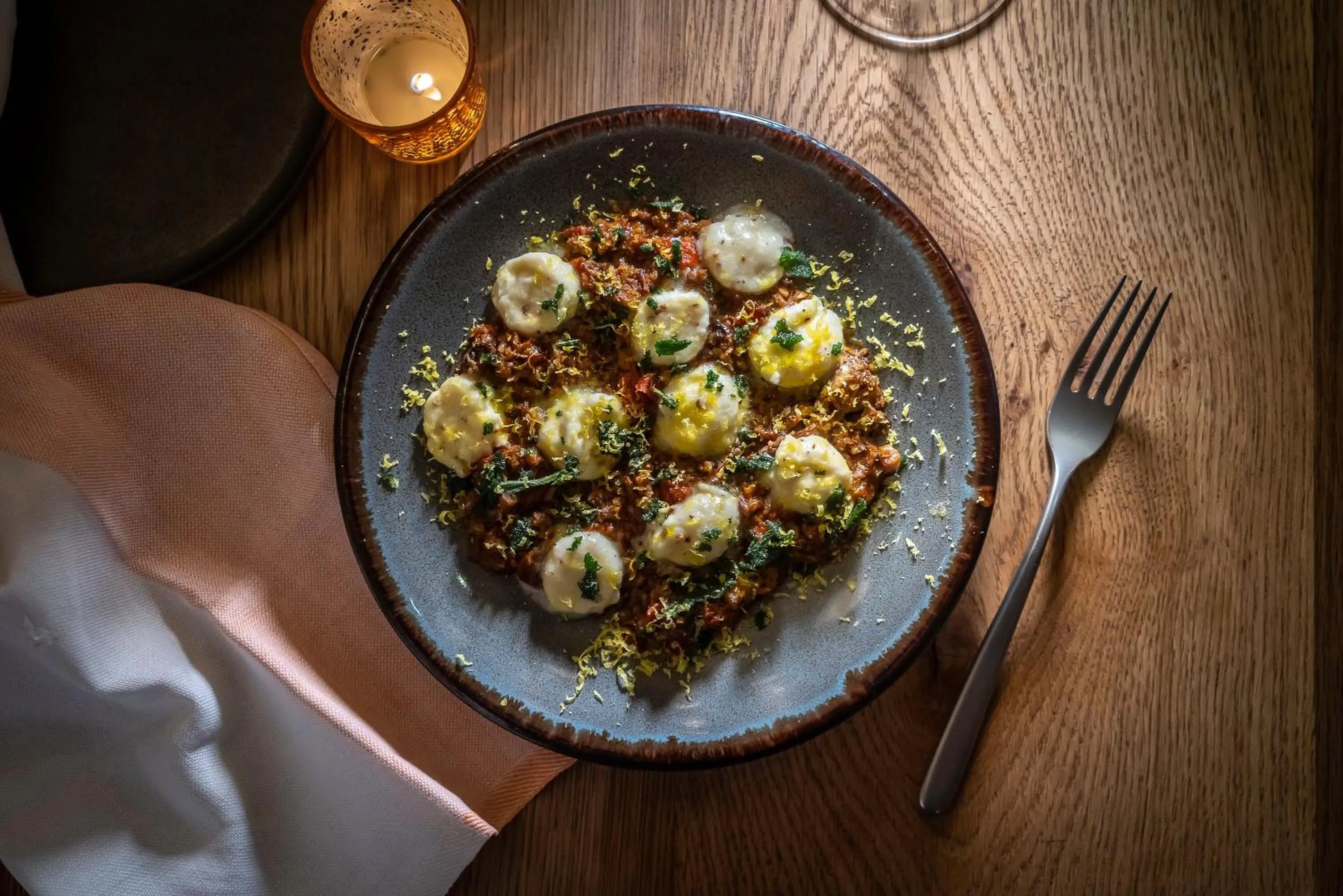 Restaurant/places to eat in MADE Hotel