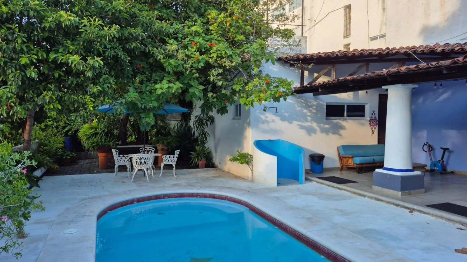Swimming pool in Hotel Mision, Acapulco centro