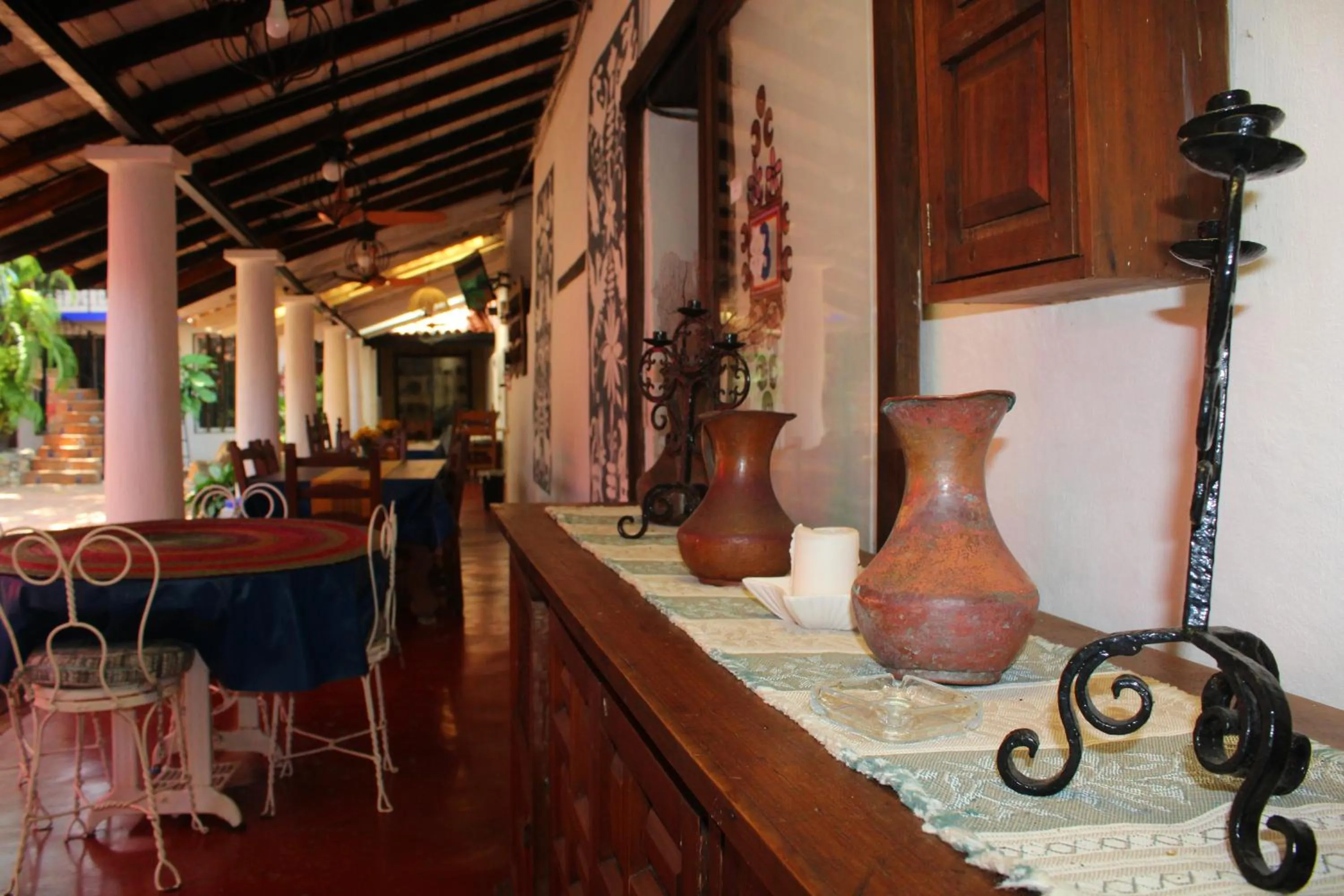 Property building in Hotel Mision, Acapulco centro