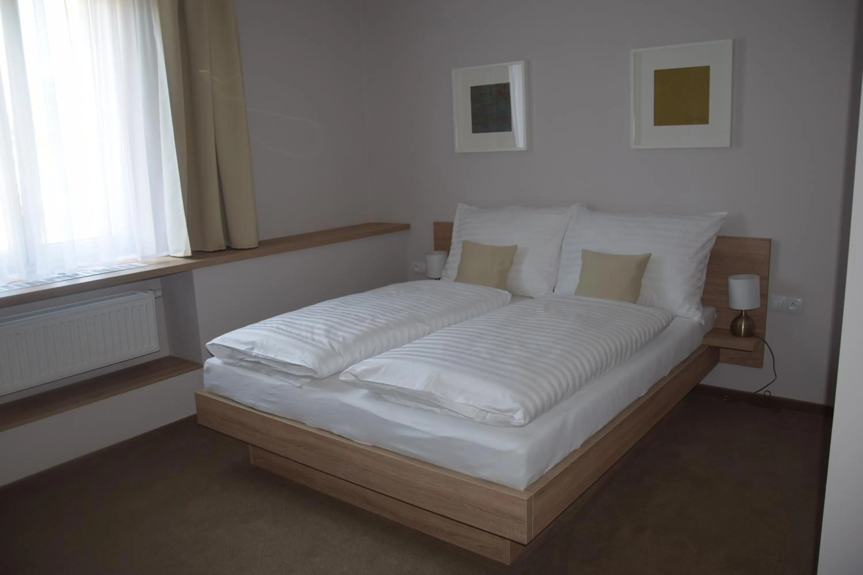Bed in Hotel Rokiten