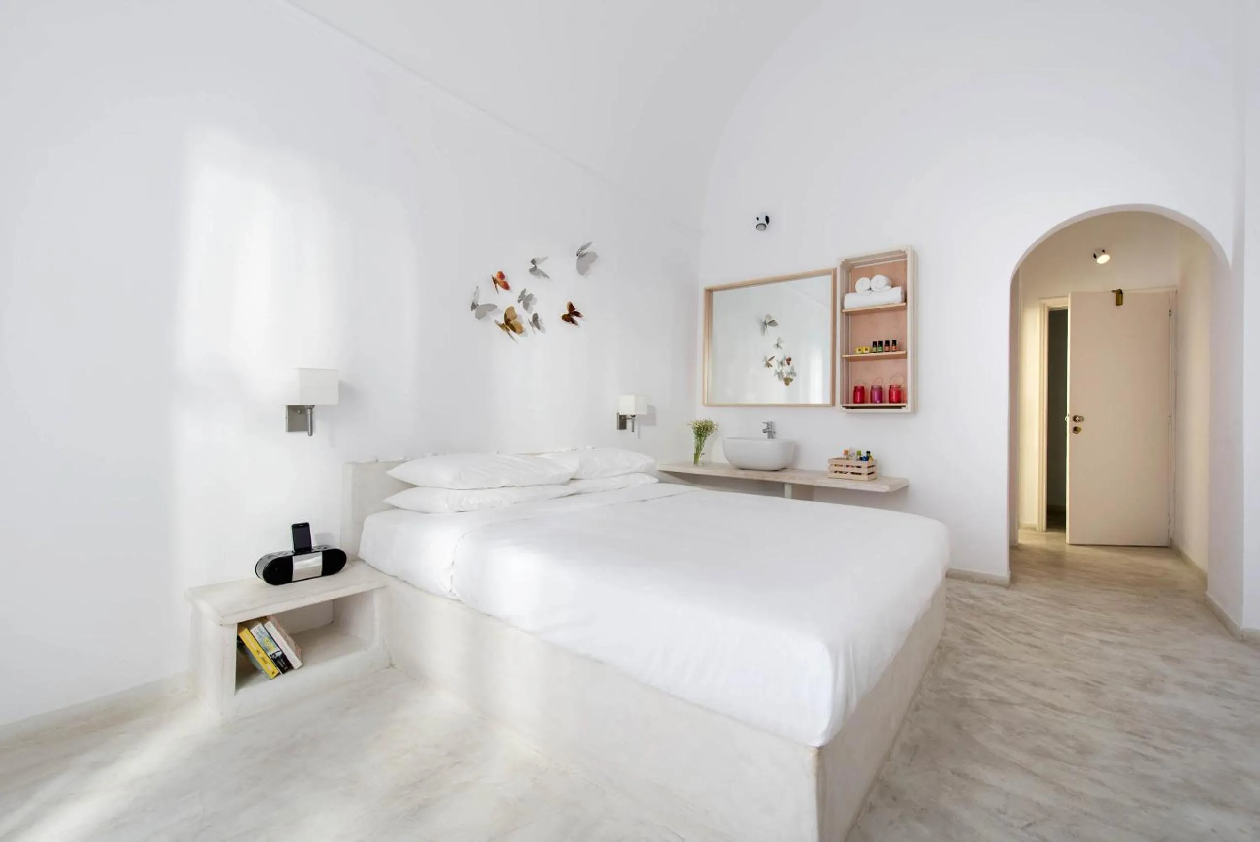 Photo of the whole room, Bed in Hotel 28