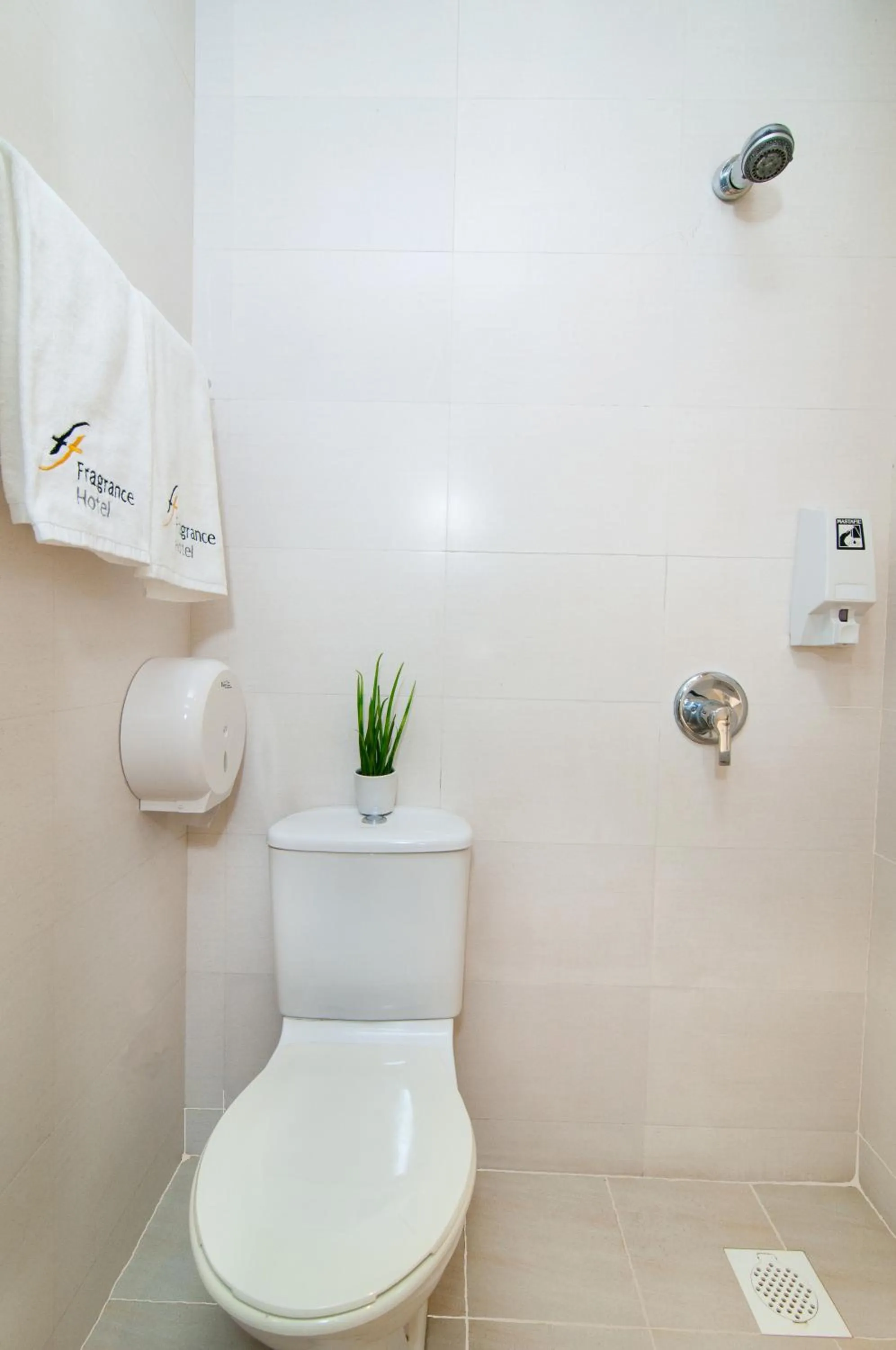 Bathroom in Fragrance Hotel - Kovan