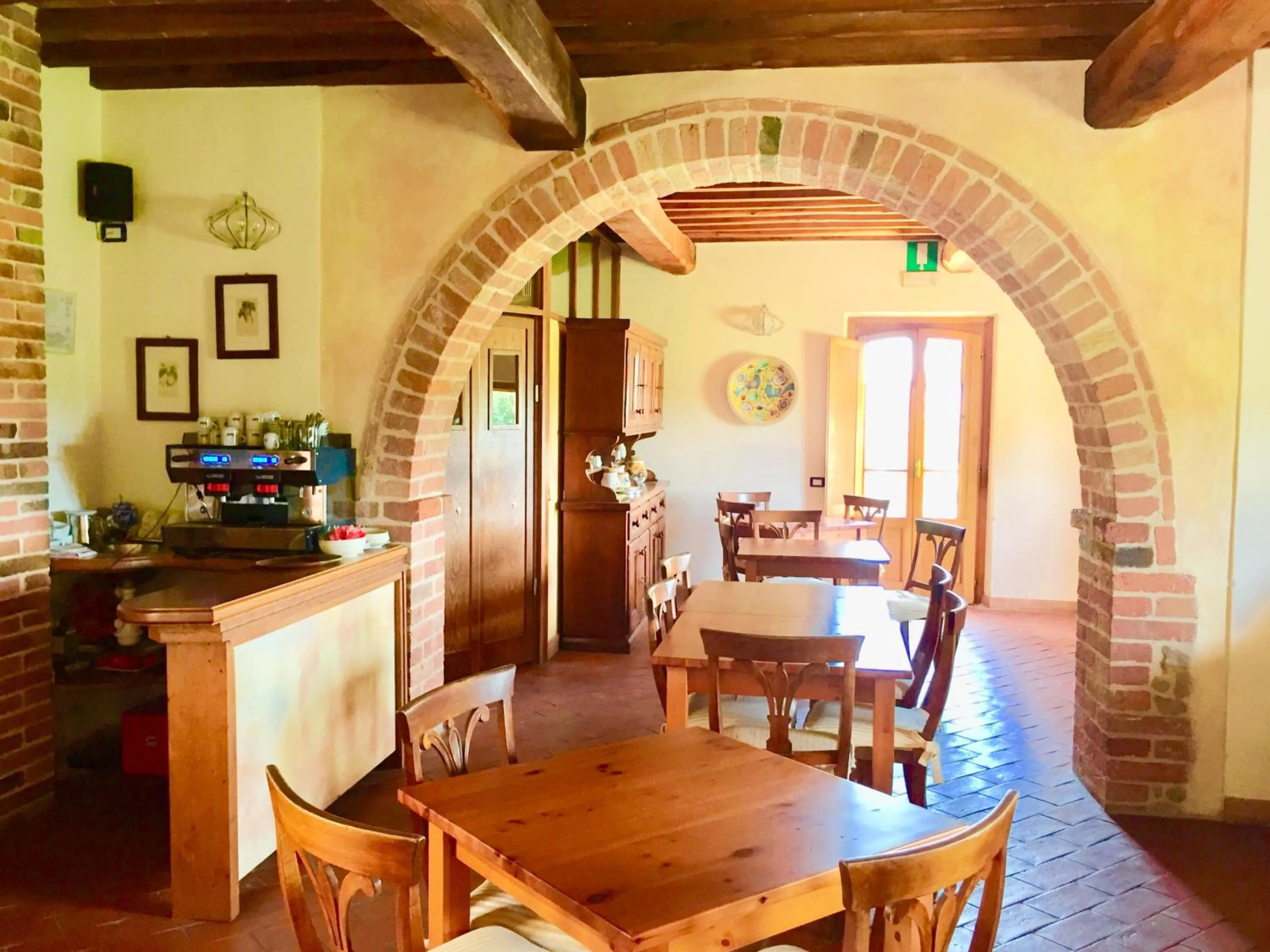 Restaurant/places to eat in Locanda Vesuna Hotel Countryhouse