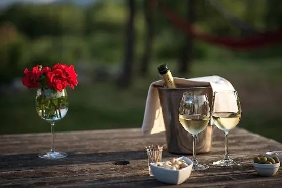 Alcoholic drinks in Locanda Vesuna Hotel Countryhouse