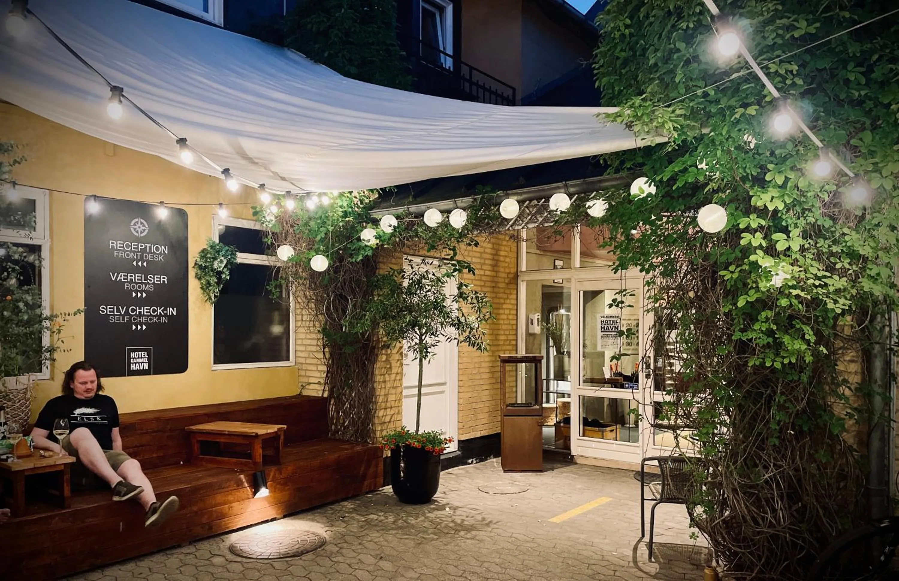 Patio in Hotel Gammel Havn