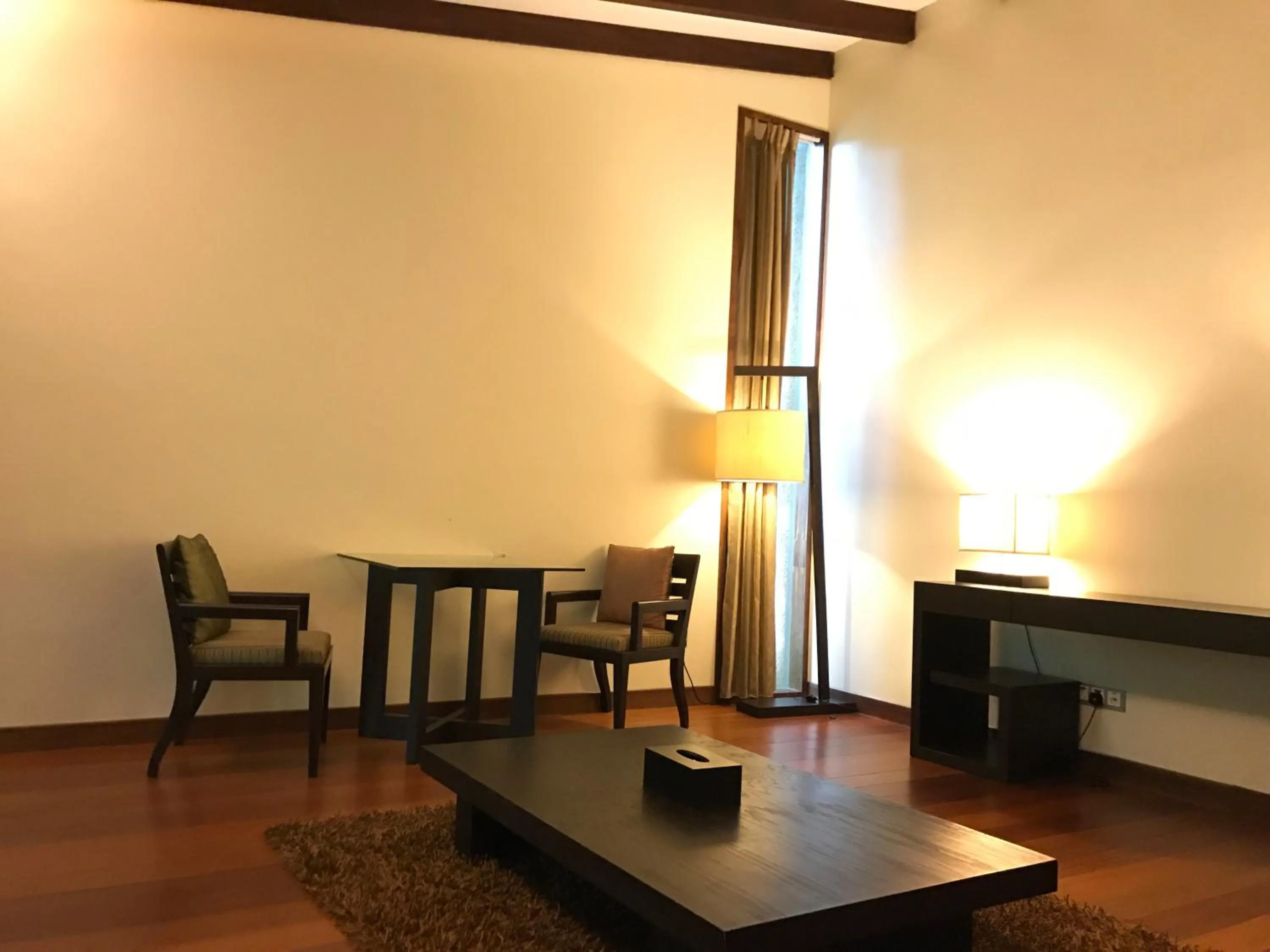 Dining area in Siloso Beach Resort - Sentosa