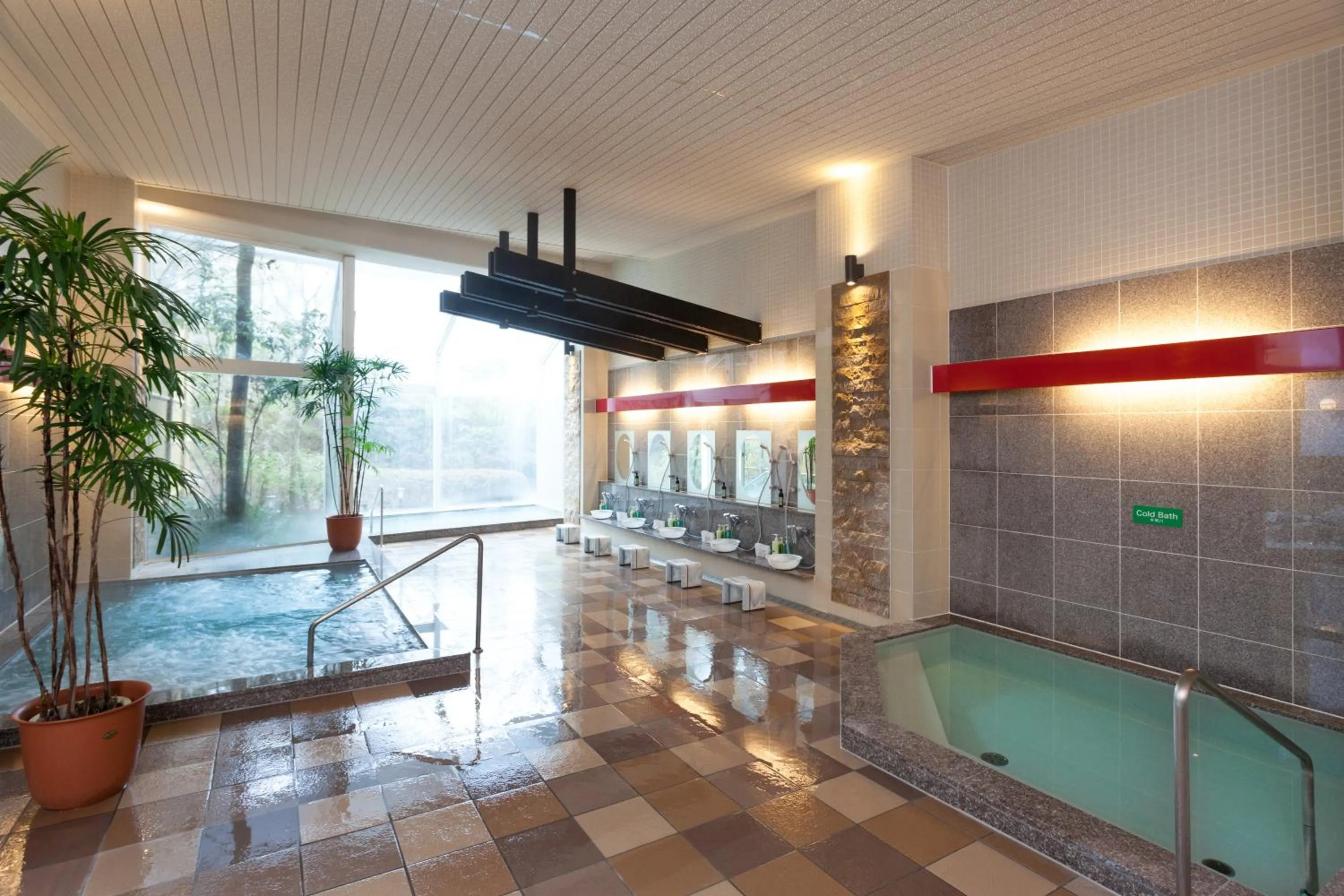 Public Bath in Forest Hotel Rochefort