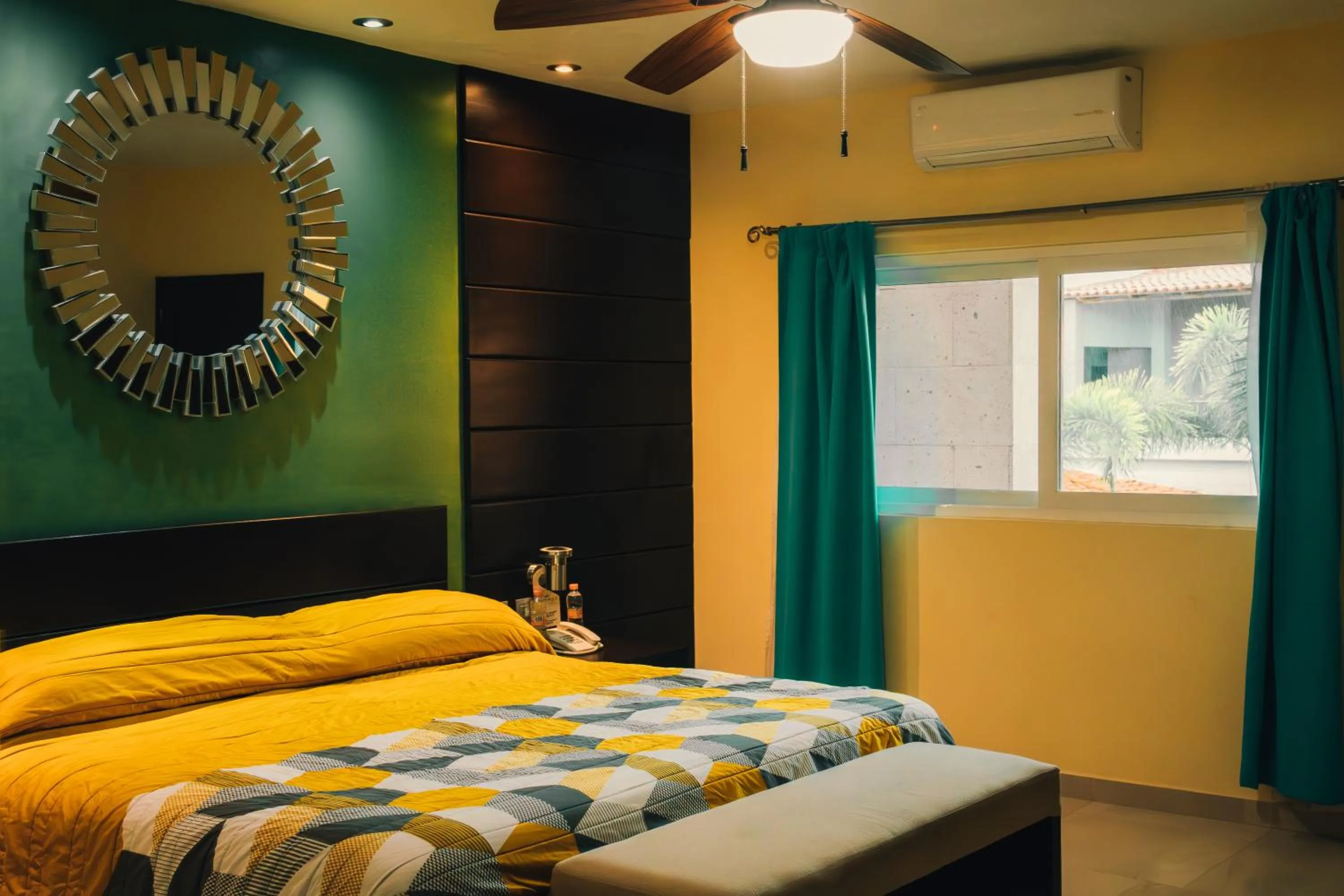 Bed in Luxury Hotel Inn