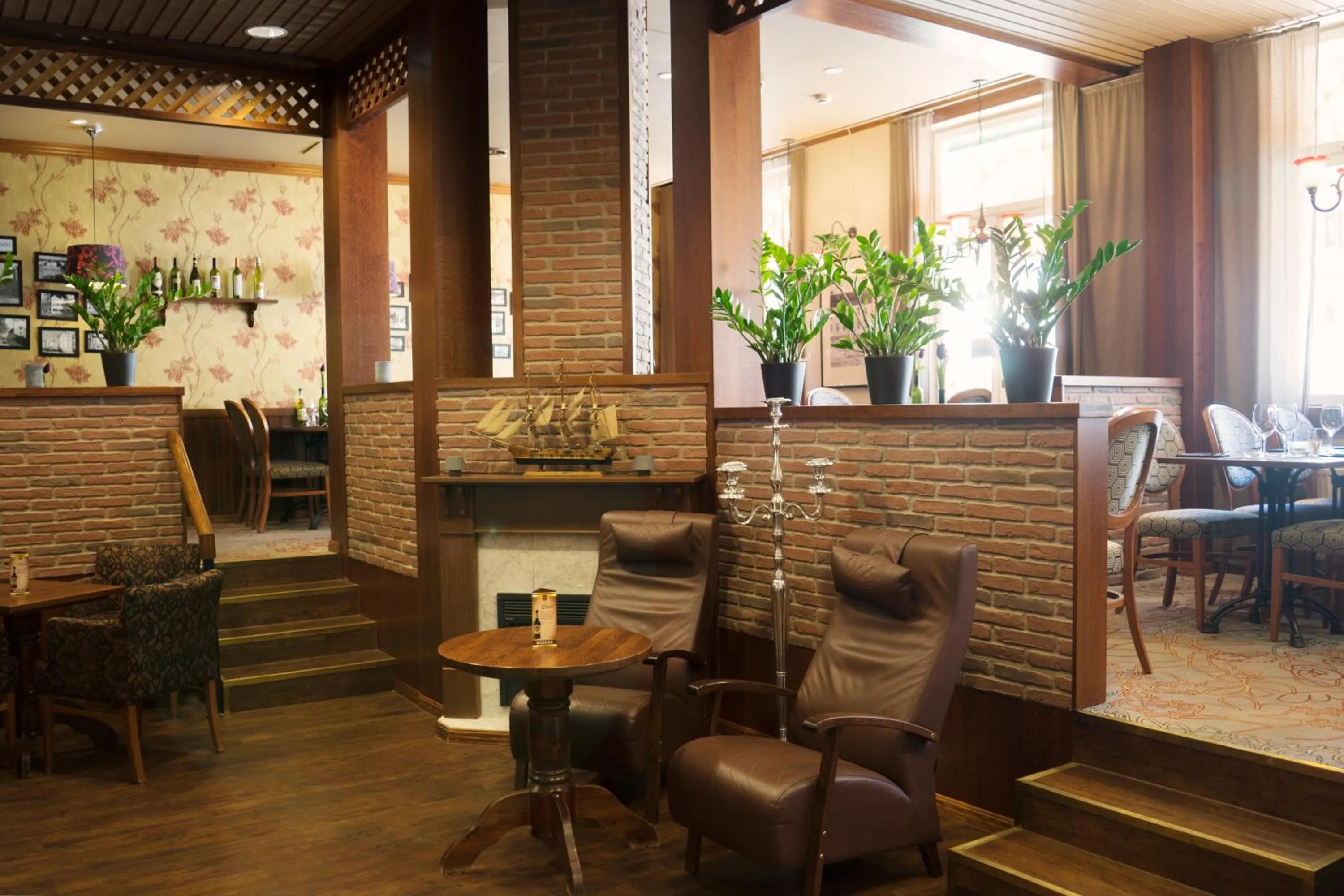 Restaurant/places to eat in Pietarsaaren Kaupunginhotelli