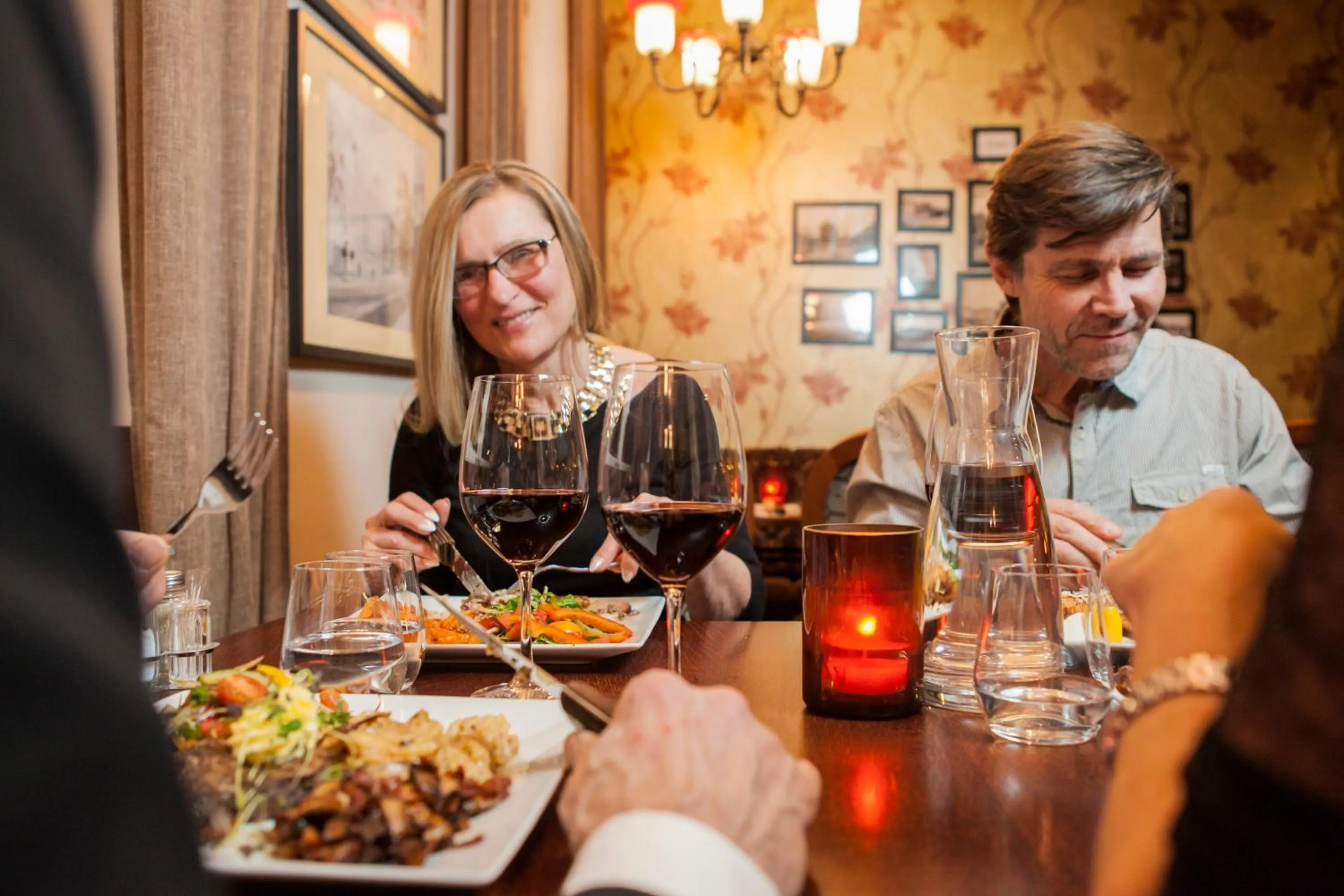 Restaurant/places to eat in Pietarsaaren Kaupunginhotelli