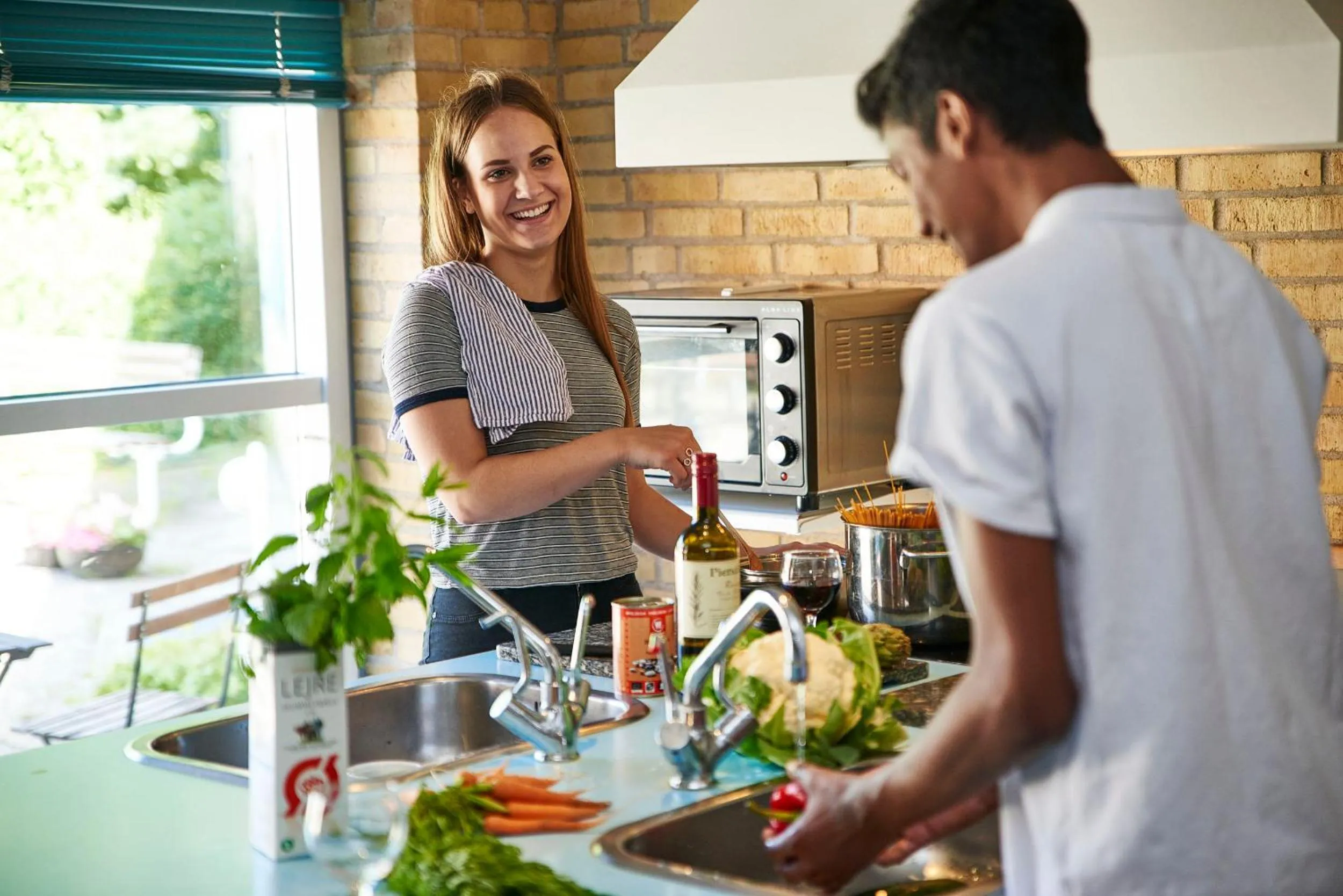 Communal kitchen in Danhostel Kalundborg